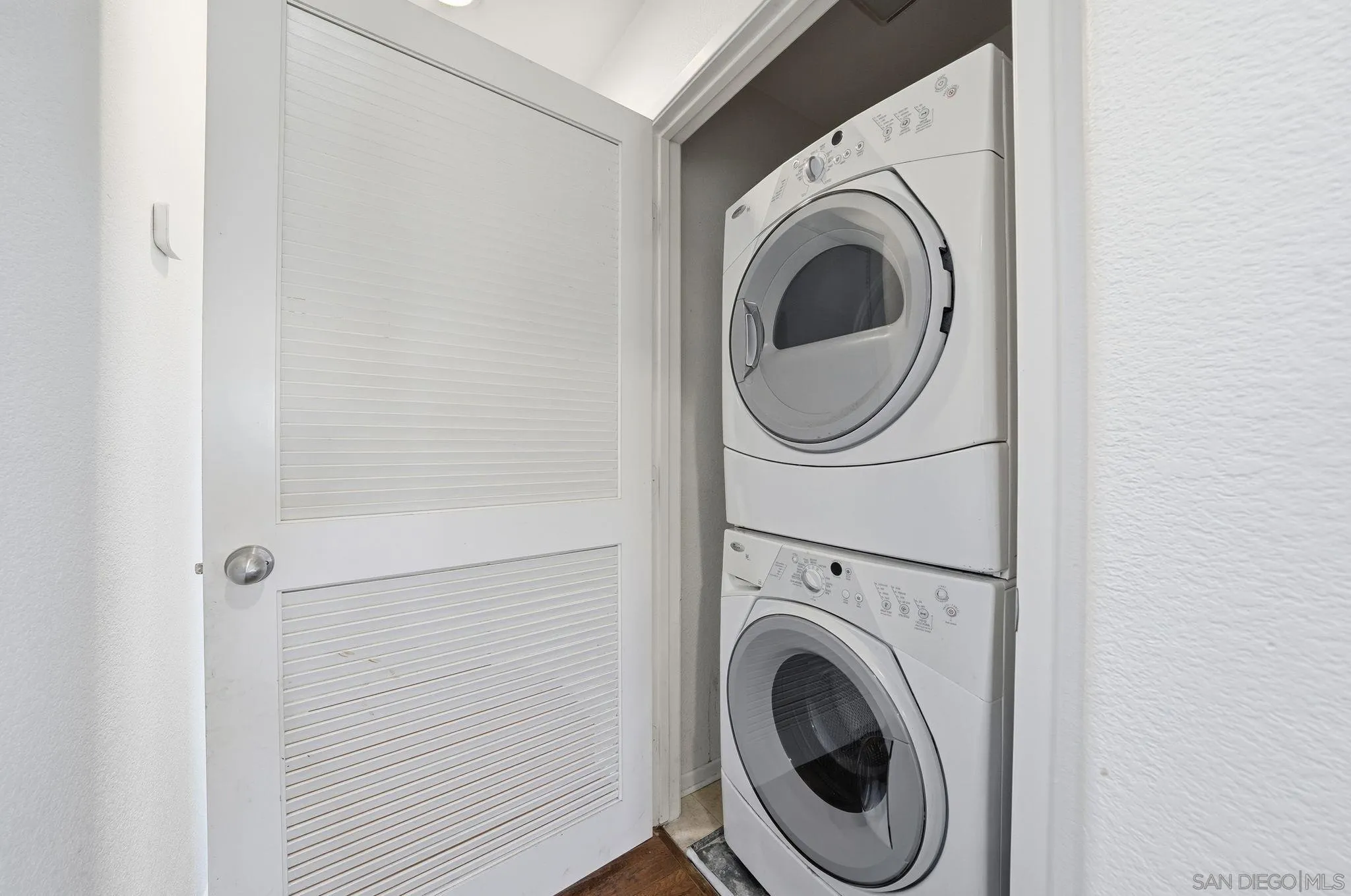 Photo #33: 260002567 Listing: Photo #33