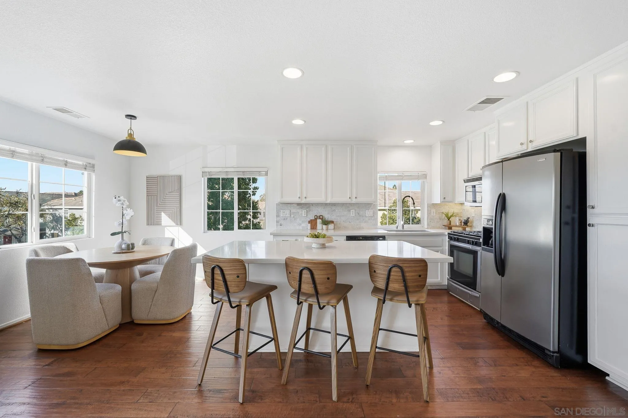 Photo #4: 260002567 Listing: Photo #4