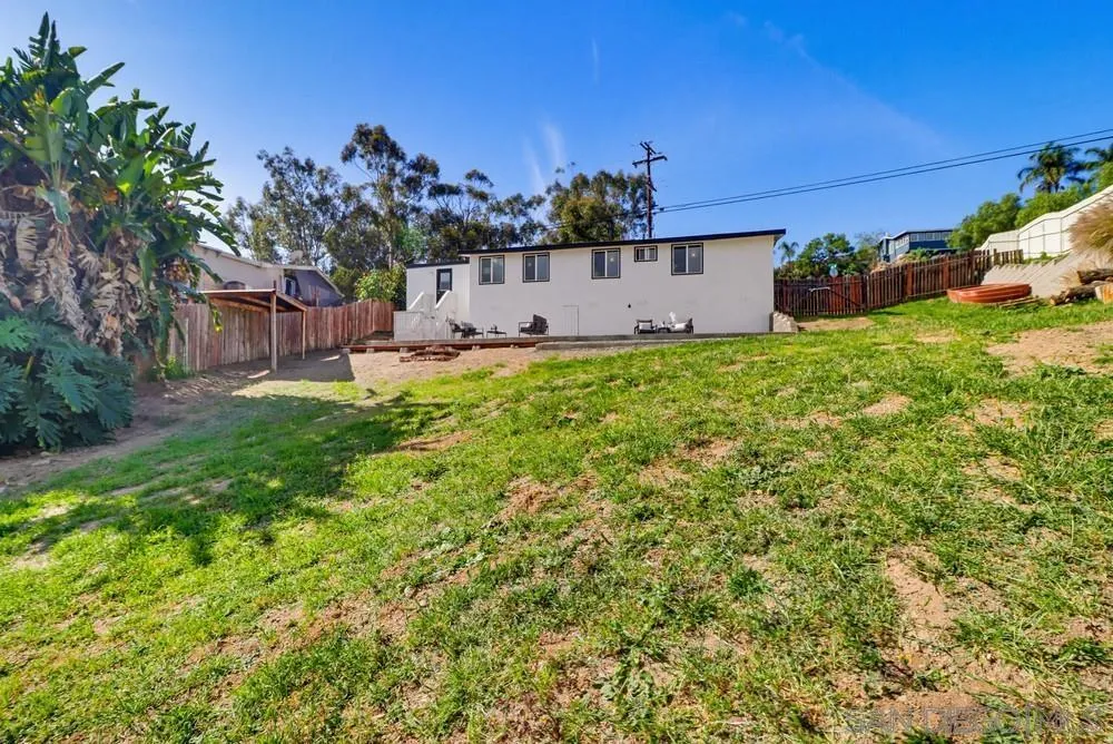 https://cdn.realtyfeed.com/cdn/127/260002572/07f931b3705dcc7b97630a4a249b9104.webp