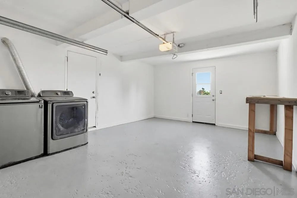 https://cdn.realtyfeed.com/cdn/127/260002572/c99dd619ea4d5379afeac736f9ecfa03.webp