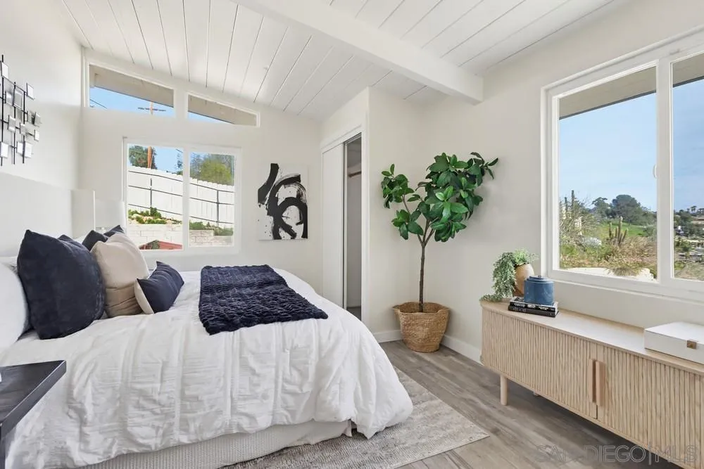 https://cdn.realtyfeed.com/cdn/127/260002572/cd9cf2e9298983cc709fdc9c3c956dd6.webp