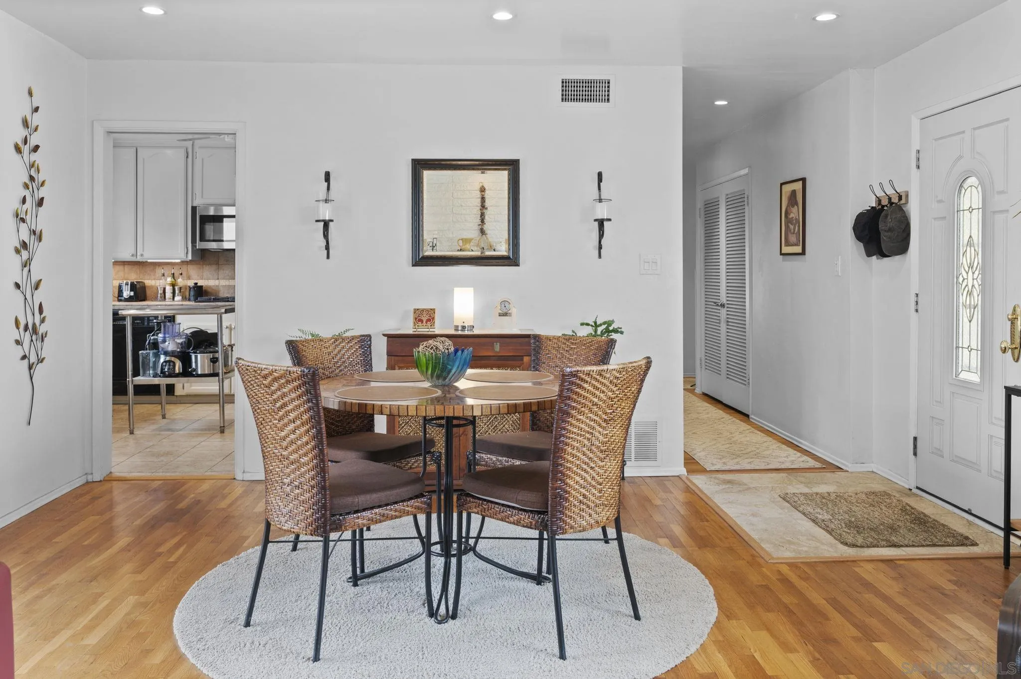 https://cdn.realtyfeed.com/cdn/127/260002573/301e822fc1eb959a90bd14c62ed93241.webp