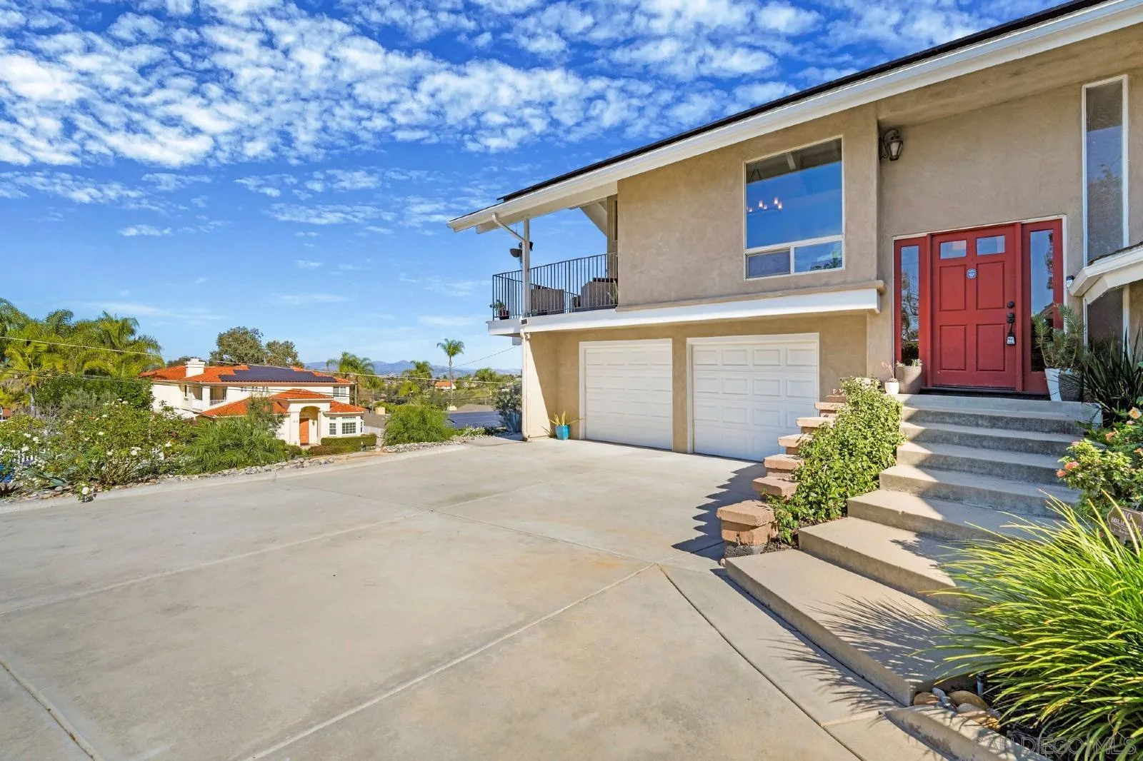 https://cdn.realtyfeed.com/cdn/127/260002577/0c6782658961a3aa73da35f2c3632c11.webp