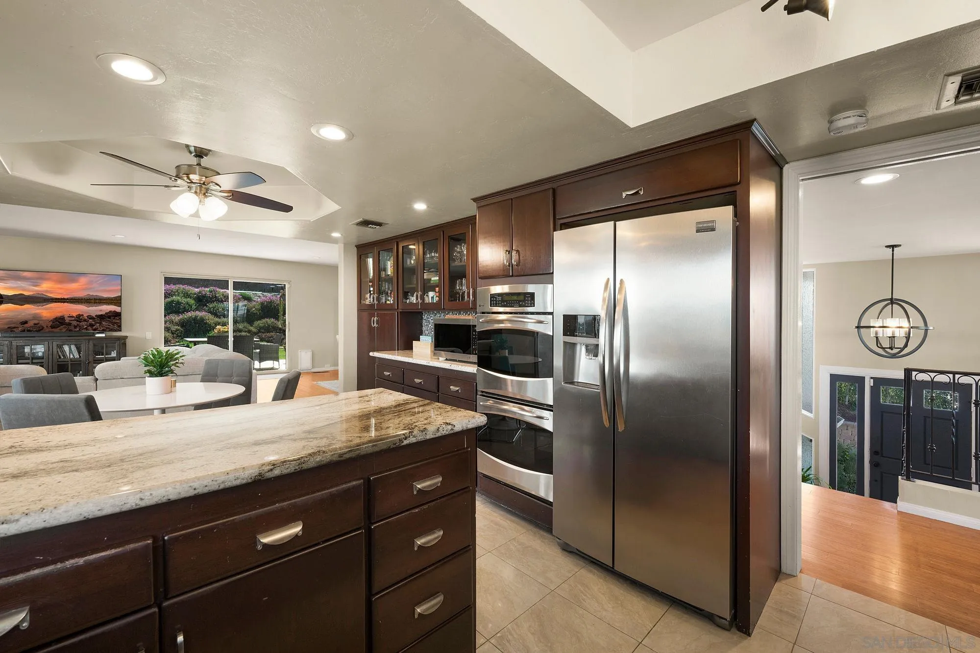 https://cdn.realtyfeed.com/cdn/127/260002577/45e156d788441c275df6de5c26e674f2.webp