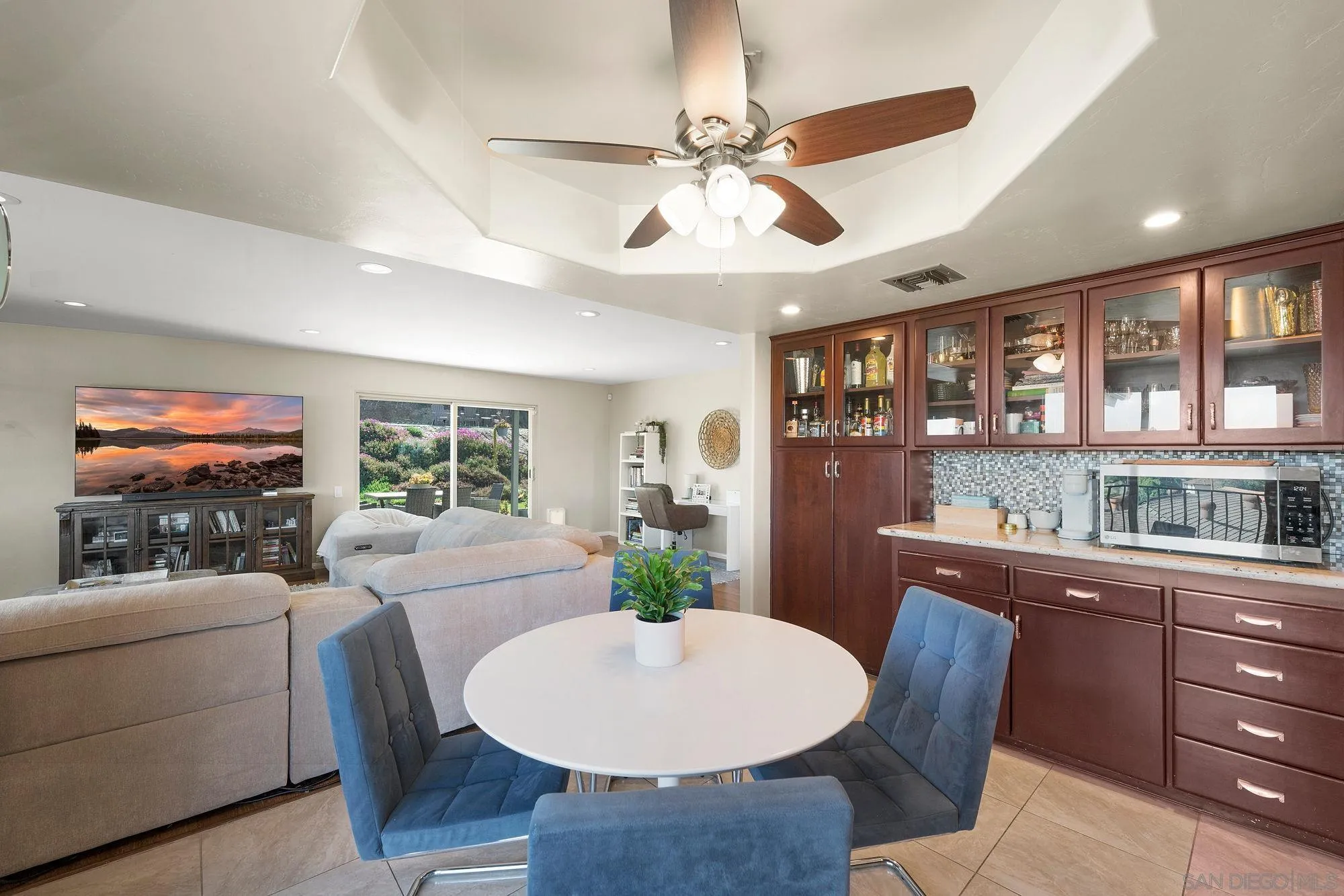 https://cdn.realtyfeed.com/cdn/127/260002577/6ed92898be9acd06db77ca9c79db6aa6.webp