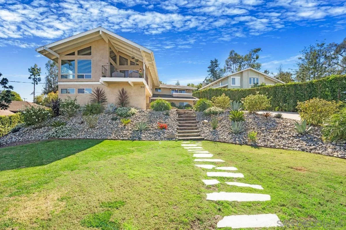 https://cdn.realtyfeed.com/cdn/127/260002577/e9a72c1ba1291ff4172d7c99c934dc72.webp