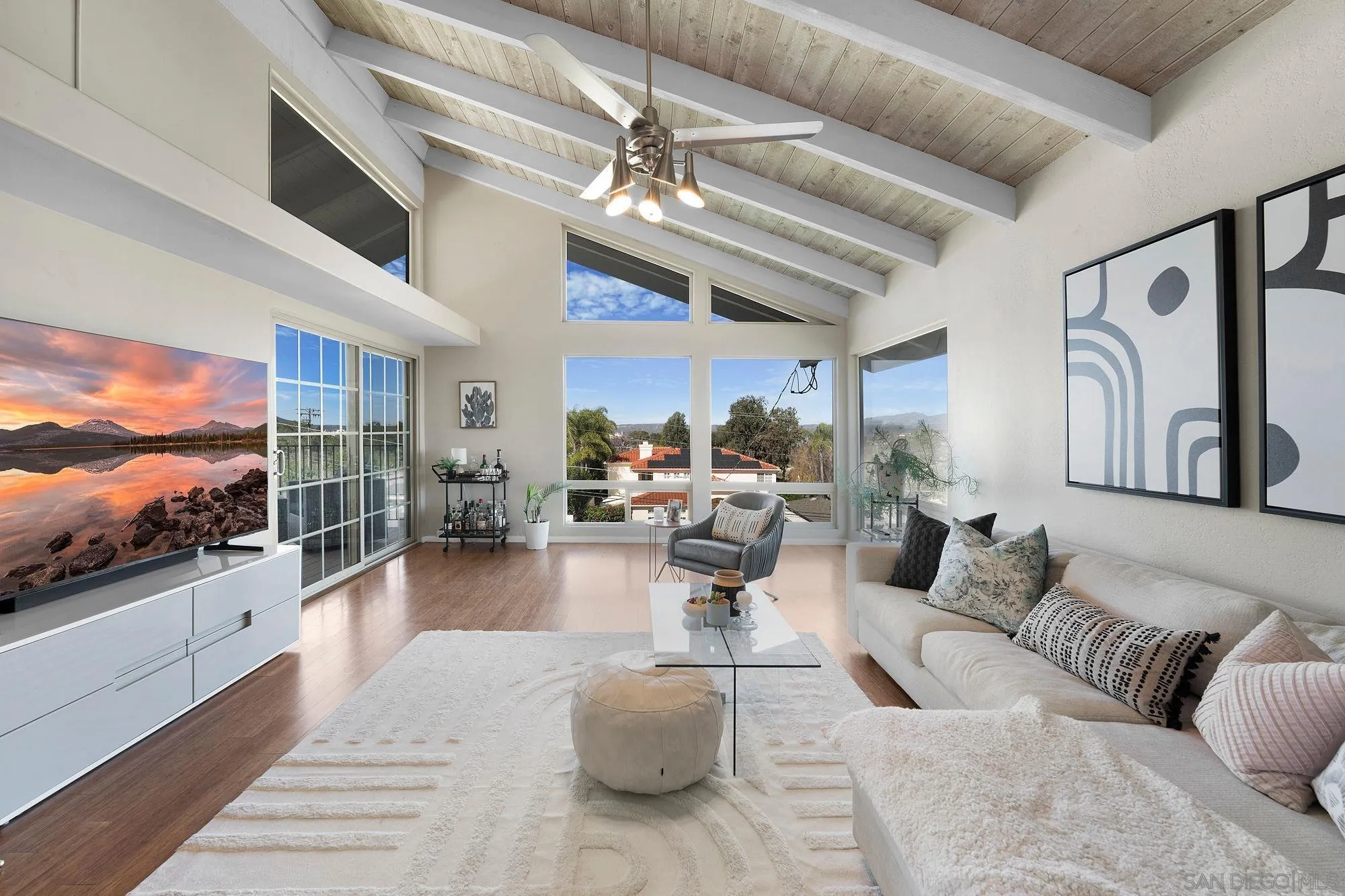 https://cdn.realtyfeed.com/cdn/127/260002577/ebfd4f836cb0cbb9f81d91ed61567008.webp