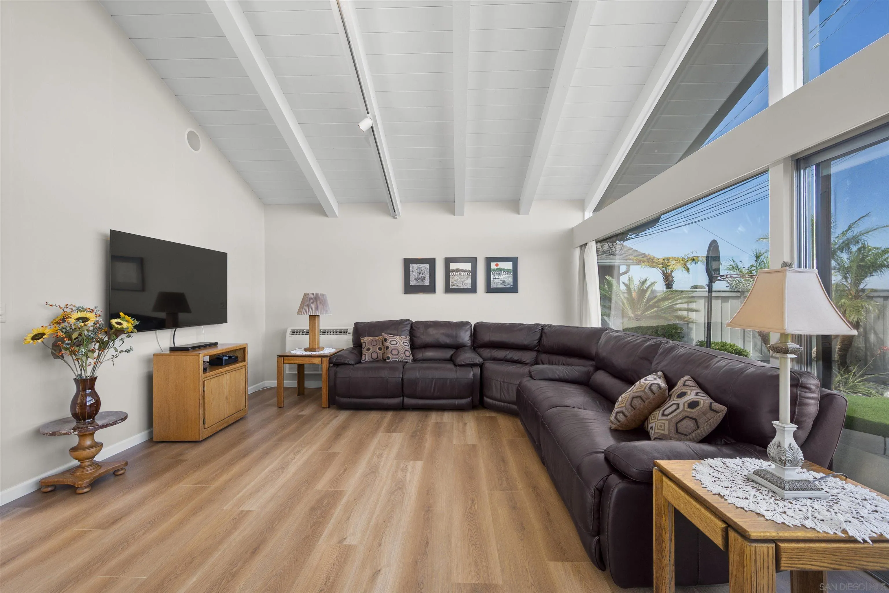 https://cdn.realtyfeed.com/cdn/127/260002579/7591c94f00c2a0a6863e8ffc730fb143.webp
