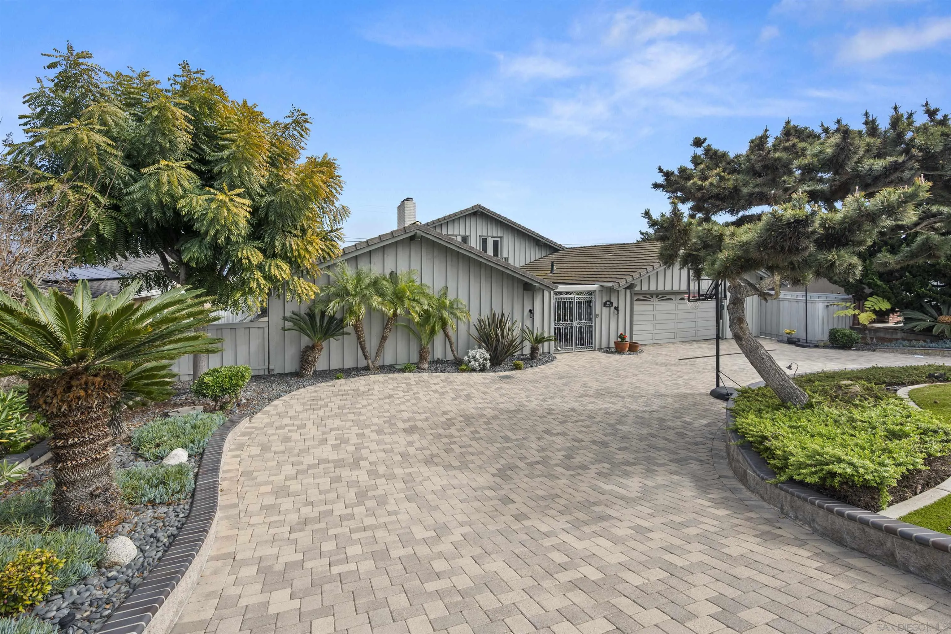 https://cdn.realtyfeed.com/cdn/127/260002579/a0a163eba2d56fdb58267ff05c05dba4.webp