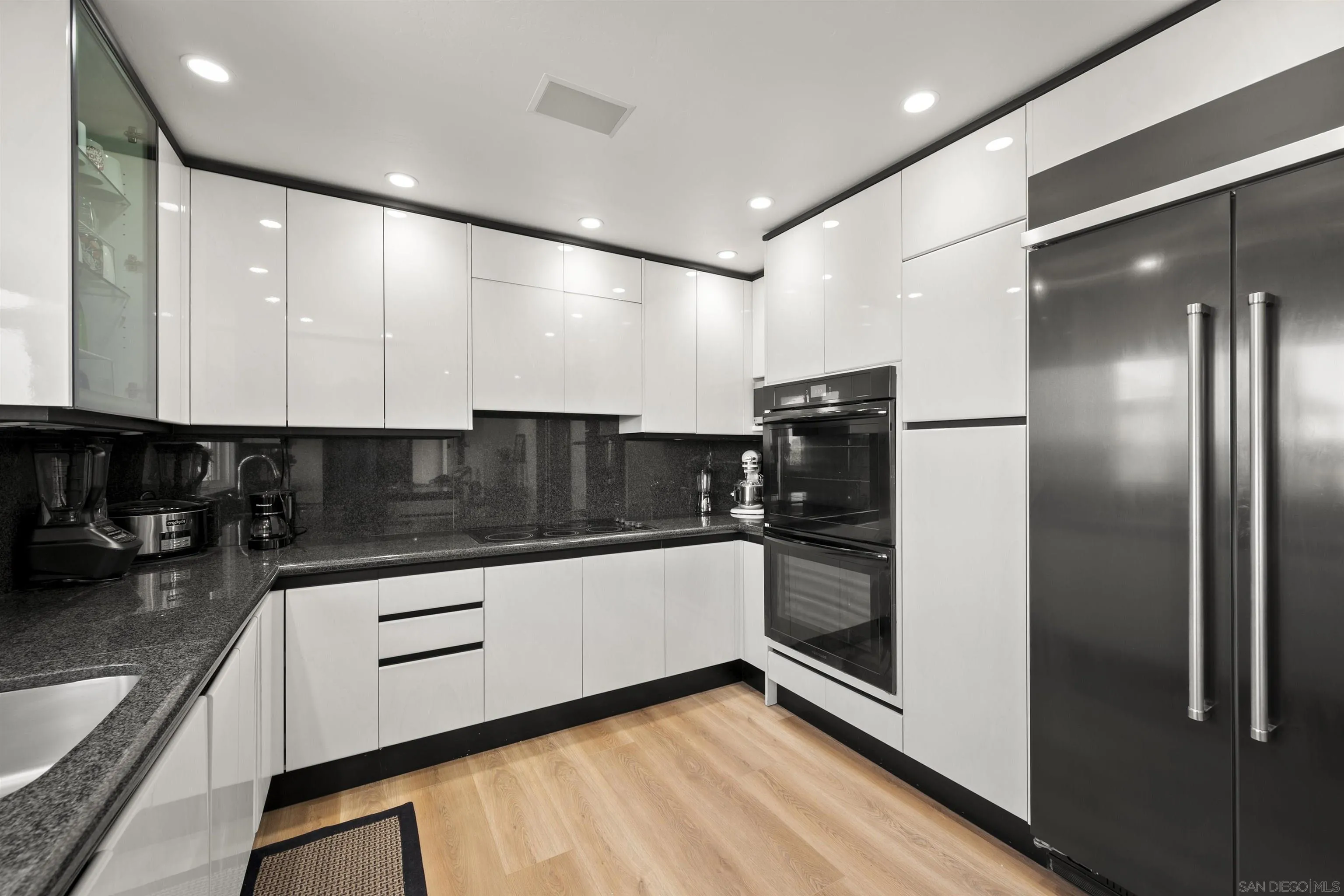 https://cdn.realtyfeed.com/cdn/127/260002579/a45038ae87ba6757ec38d641aa8fa524.webp