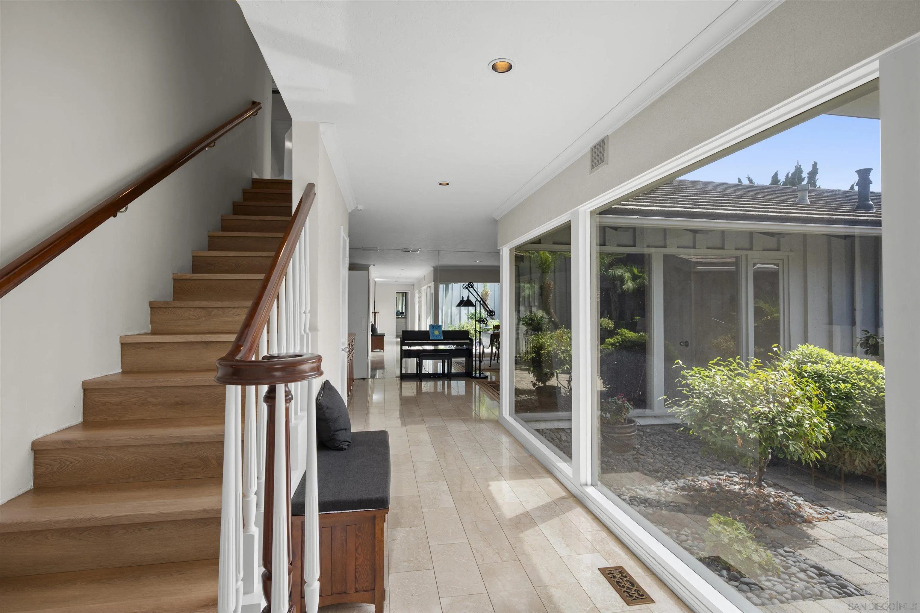 https://cdn.realtyfeed.com/cdn/127/260002579/ab2ad62d583e9186c4c071a052448b6f.webp