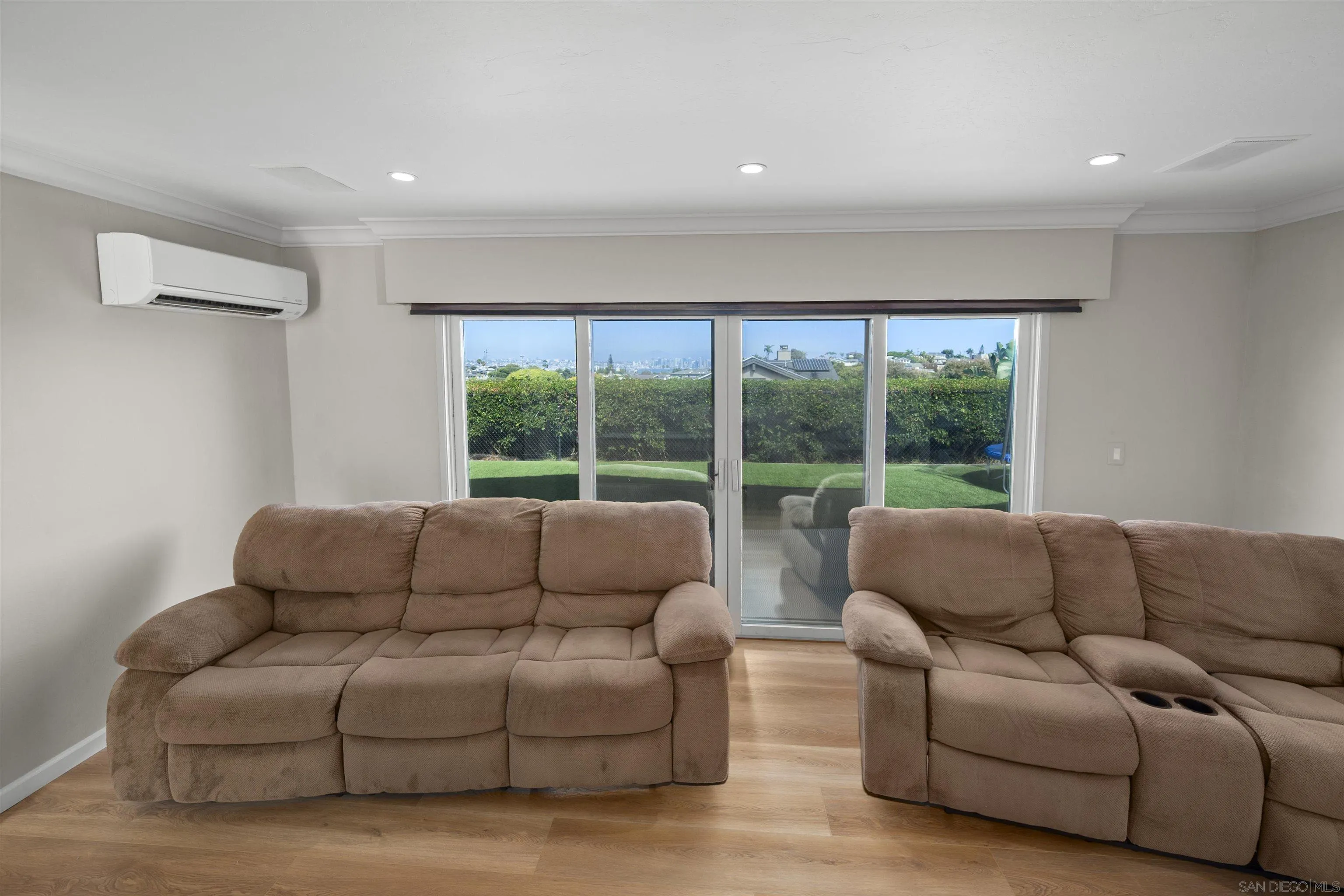https://cdn.realtyfeed.com/cdn/127/260002579/e125d24d8d57688ef3a435ee8034199a.webp