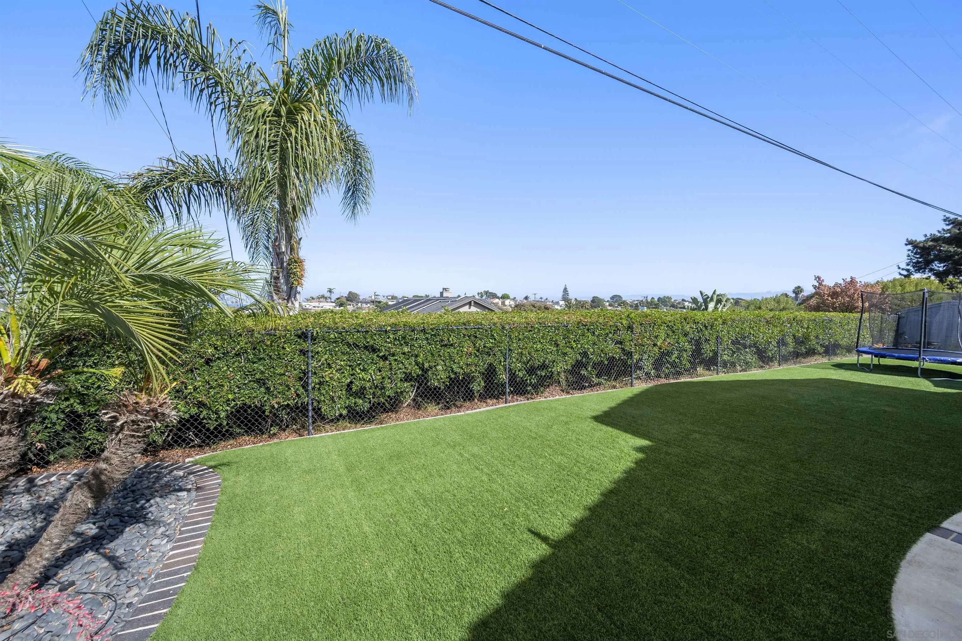 https://cdn.realtyfeed.com/cdn/127/260002579/fbedcd044e16d630c26b6e356703f089.webp