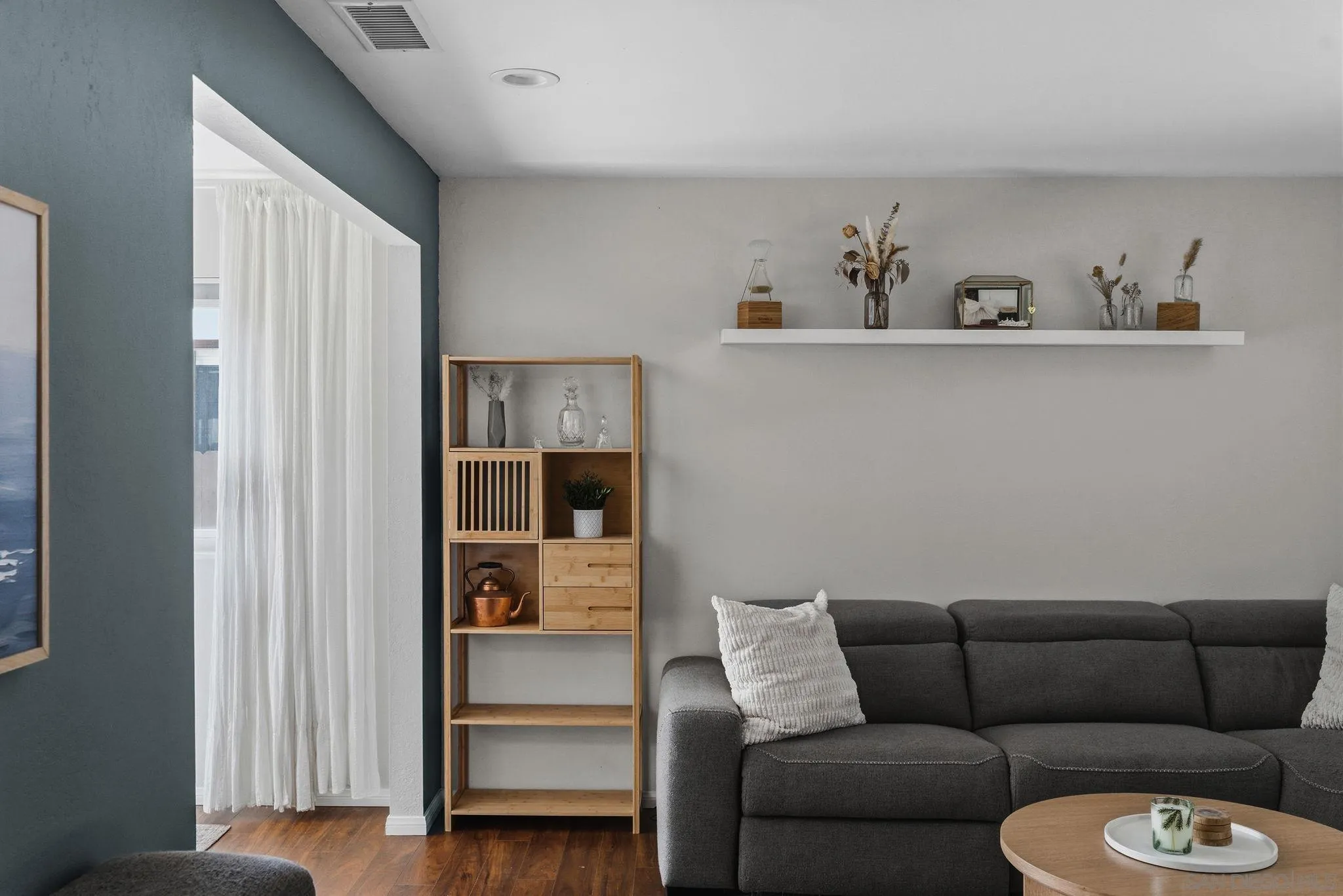 https://cdn.realtyfeed.com/cdn/127/260002585/16b0e3d685b43304bffb59ab9041f315.webp