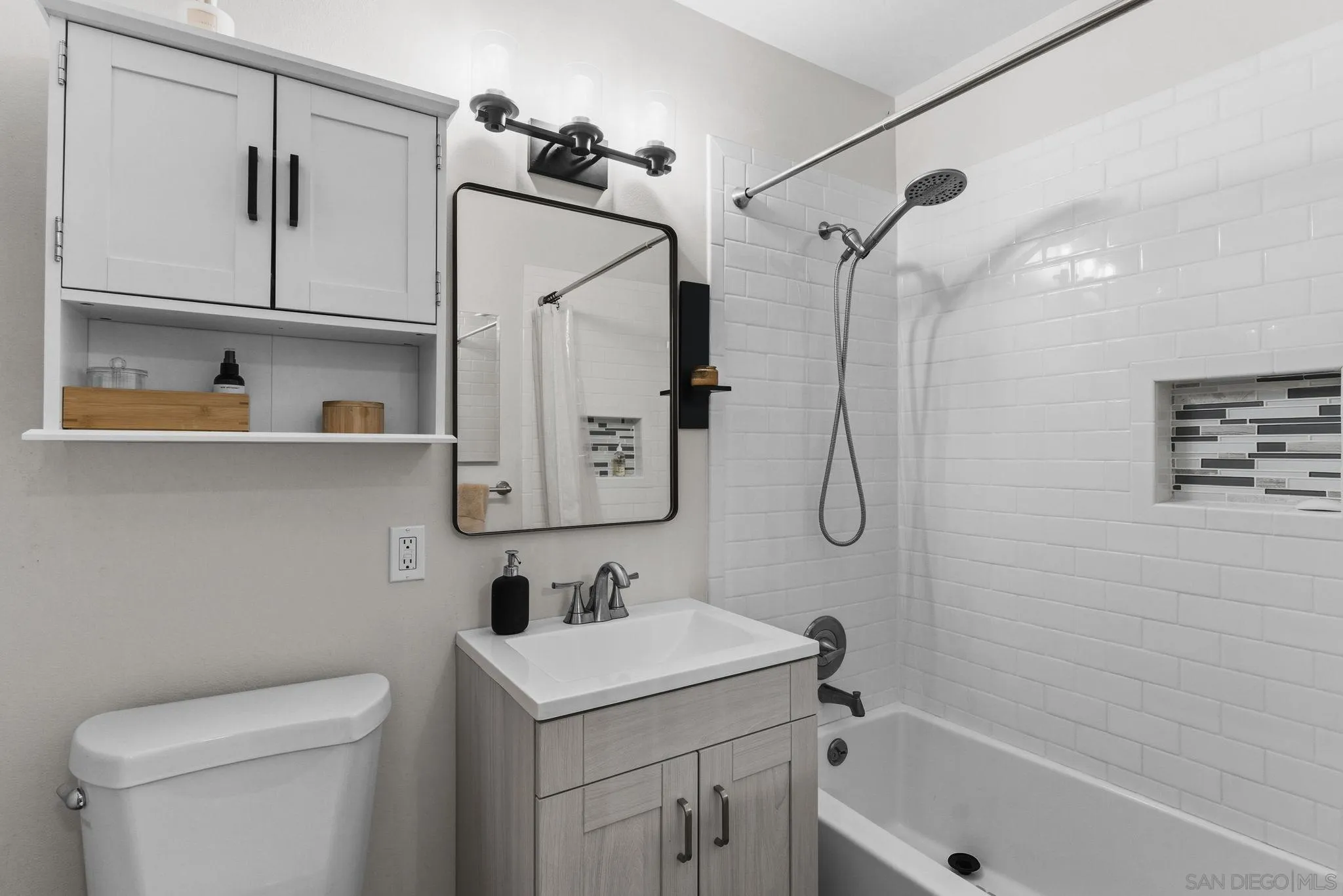 https://cdn.realtyfeed.com/cdn/127/260002585/901989449c57dda391d2bf362cfb6b38.webp