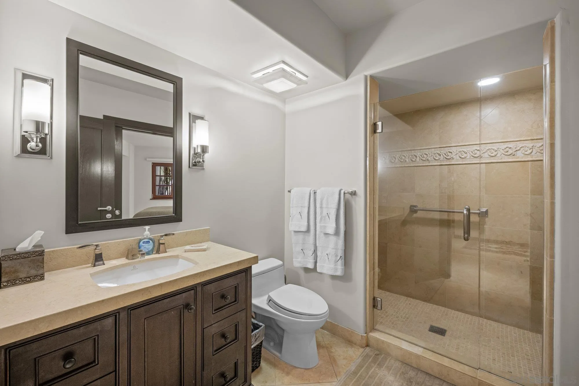 Photo #17: 260002591 Listing: Photo #17