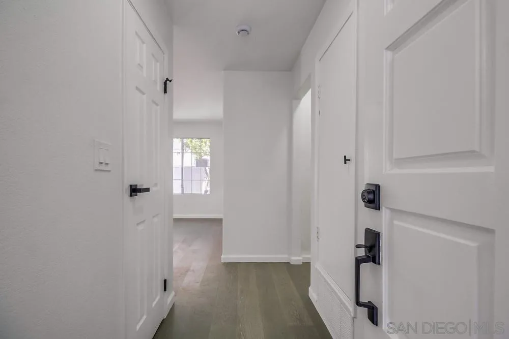 https://cdn.realtyfeed.com/cdn/127/260002594/b65444369274df41b889f943305ad3a8.webp