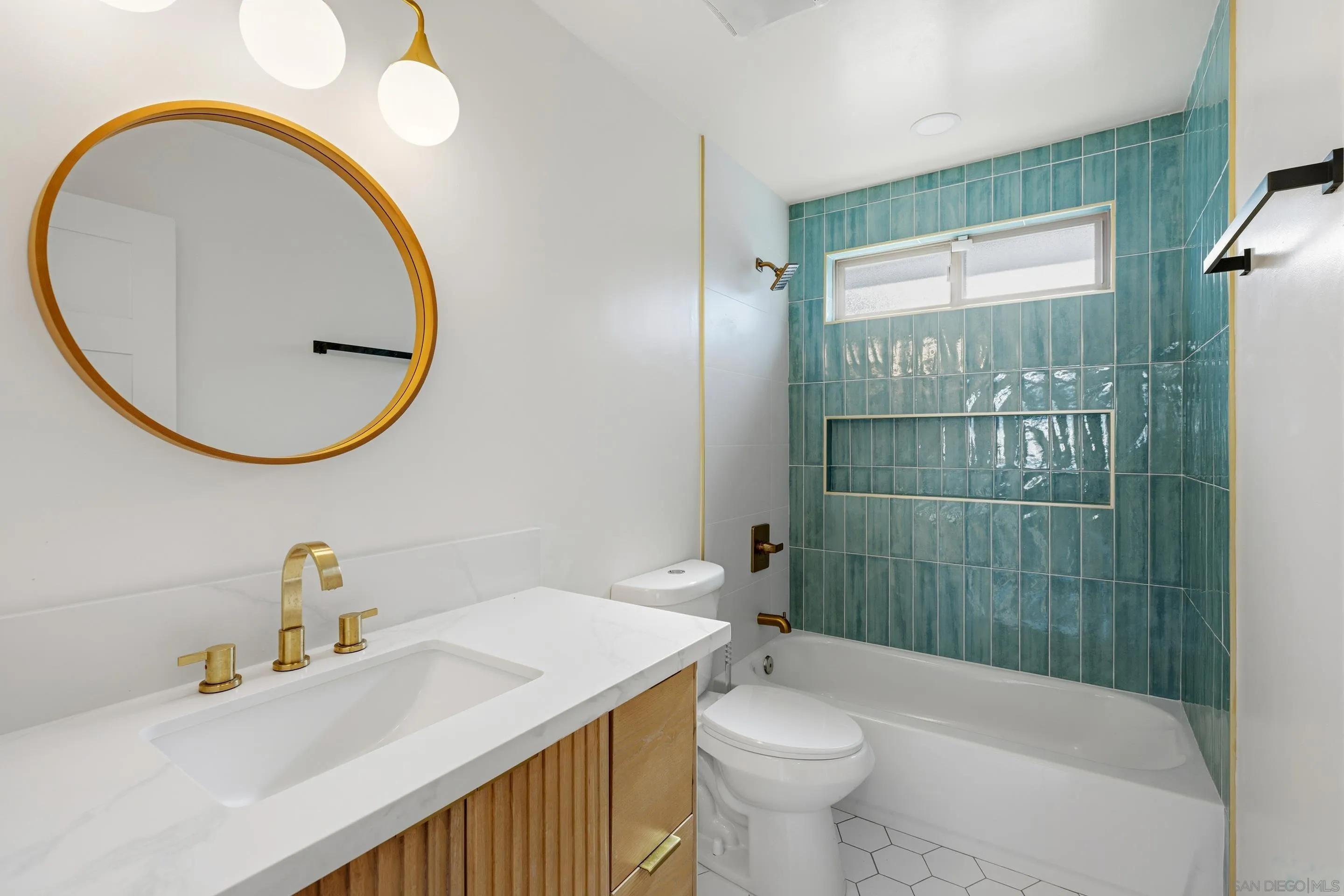 https://cdn.realtyfeed.com/cdn/127/260002597/3b3243673d428e61249df494bafc972b.webp