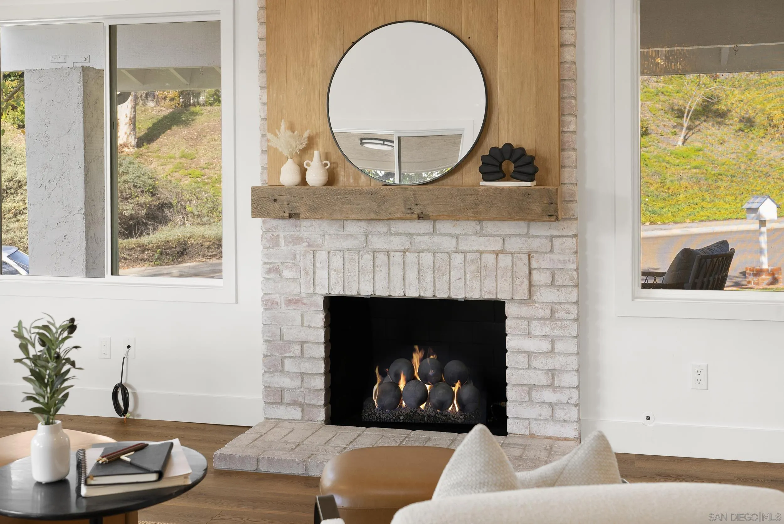 https://cdn.realtyfeed.com/cdn/127/260002598/403e4c703f50e7e984597b26765e9a82.webp