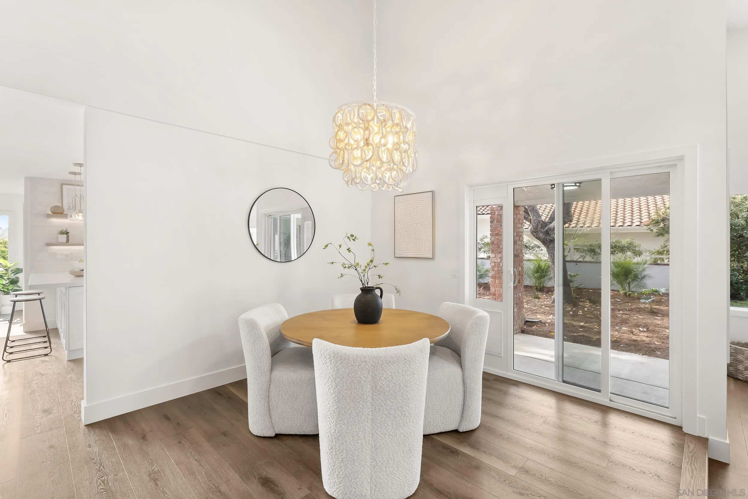 https://cdn.realtyfeed.com/cdn/127/260002598/4931738e54e5da86a56197fd1608a93c.webp