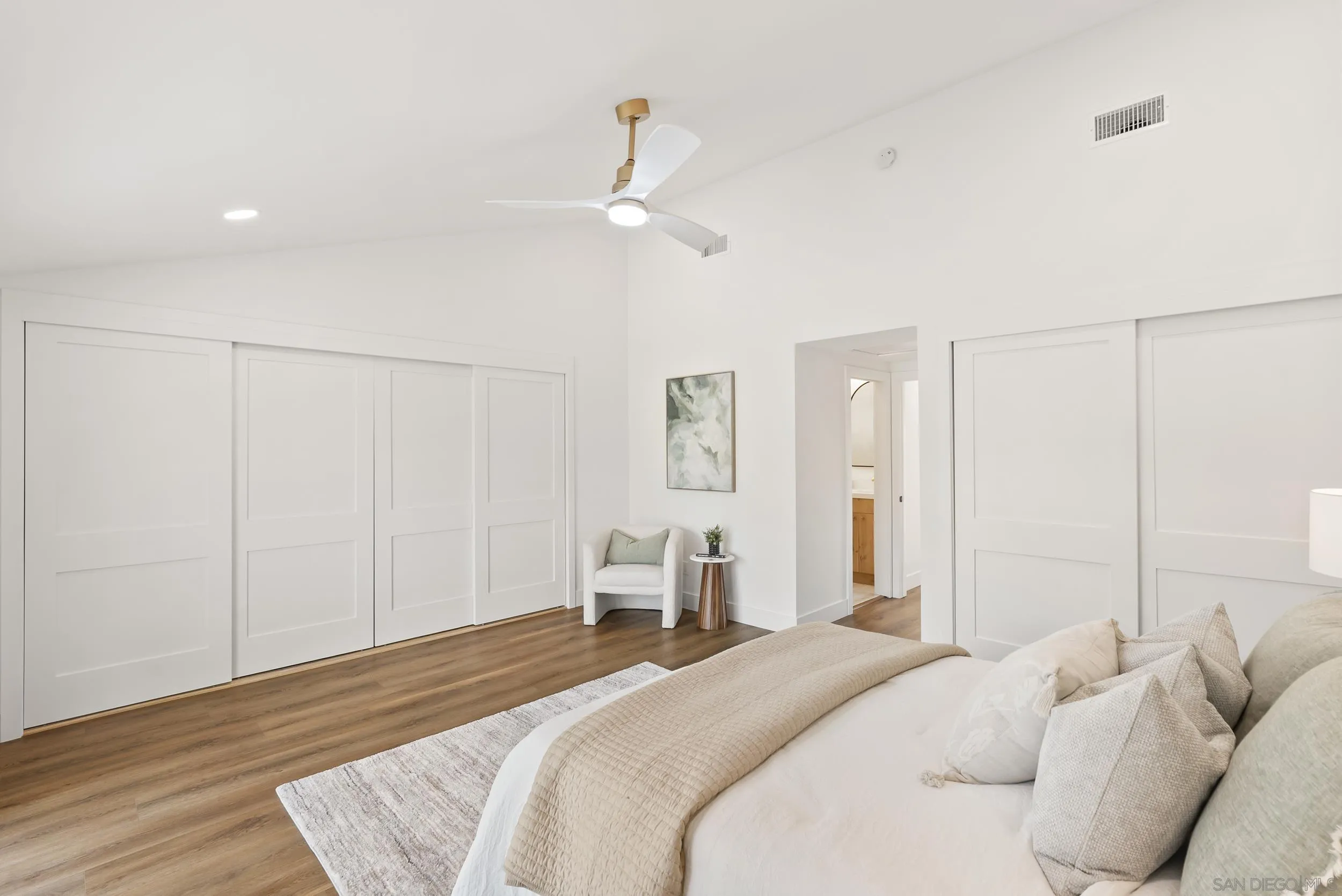 https://cdn.realtyfeed.com/cdn/127/260002598/f559e2c4f68c81c1f4b779ed6422a705.webp
