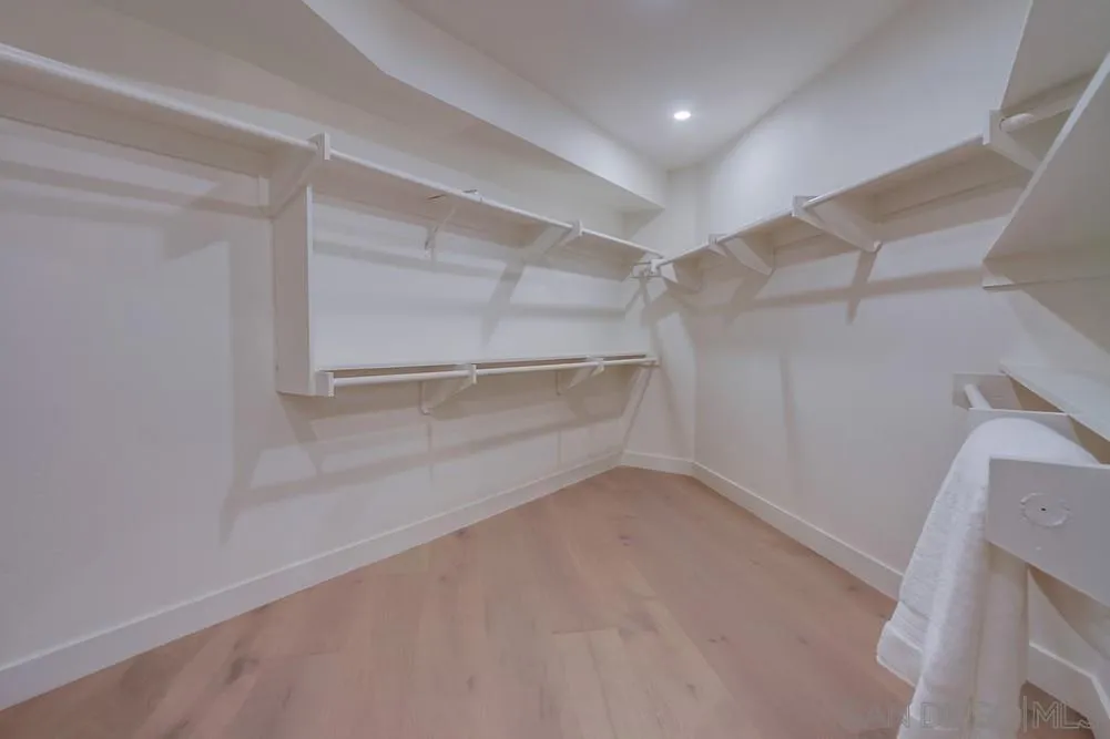 https://cdn.realtyfeed.com/cdn/127/2600026/52102d060ca9e4fe13e1c46e251accd8.webp