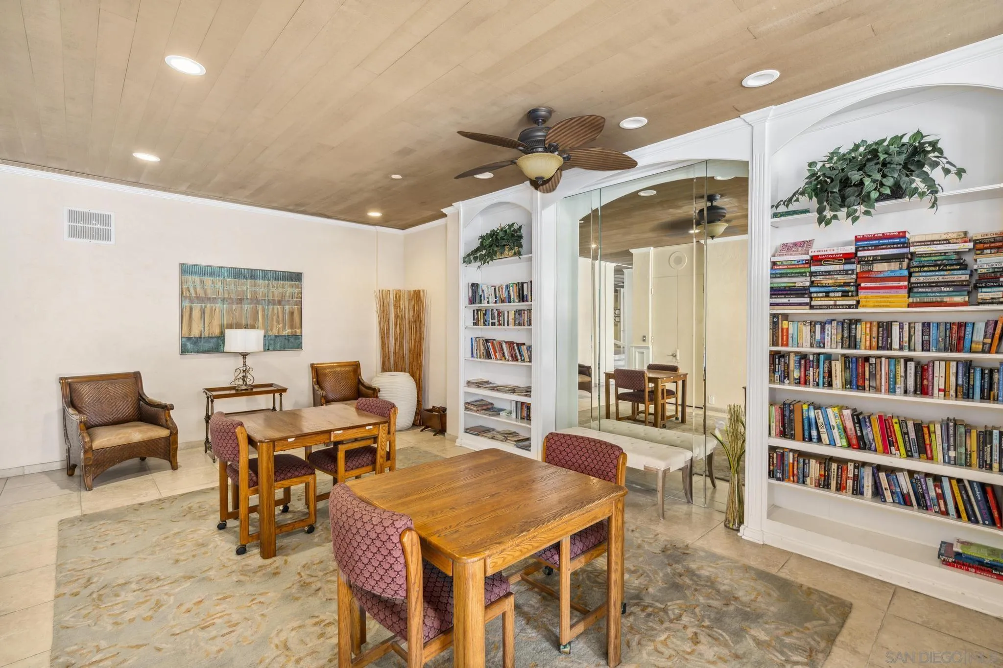 https://cdn.realtyfeed.com/cdn/127/260002606/1683e208510c1d86dccc80bba42d9c99.webp