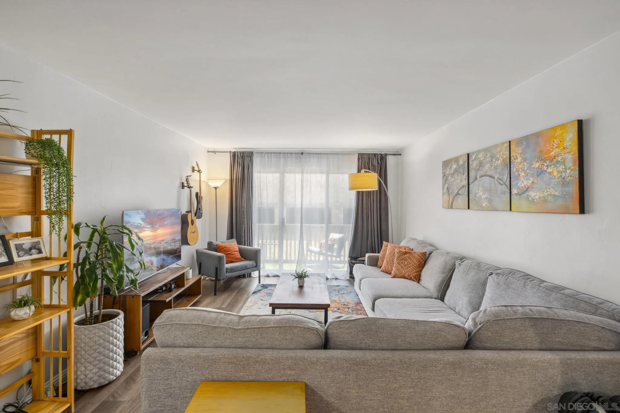 https://cdn.realtyfeed.com/cdn/127/260002606/440804455d308c5b67034a5ac6f3a392.webp