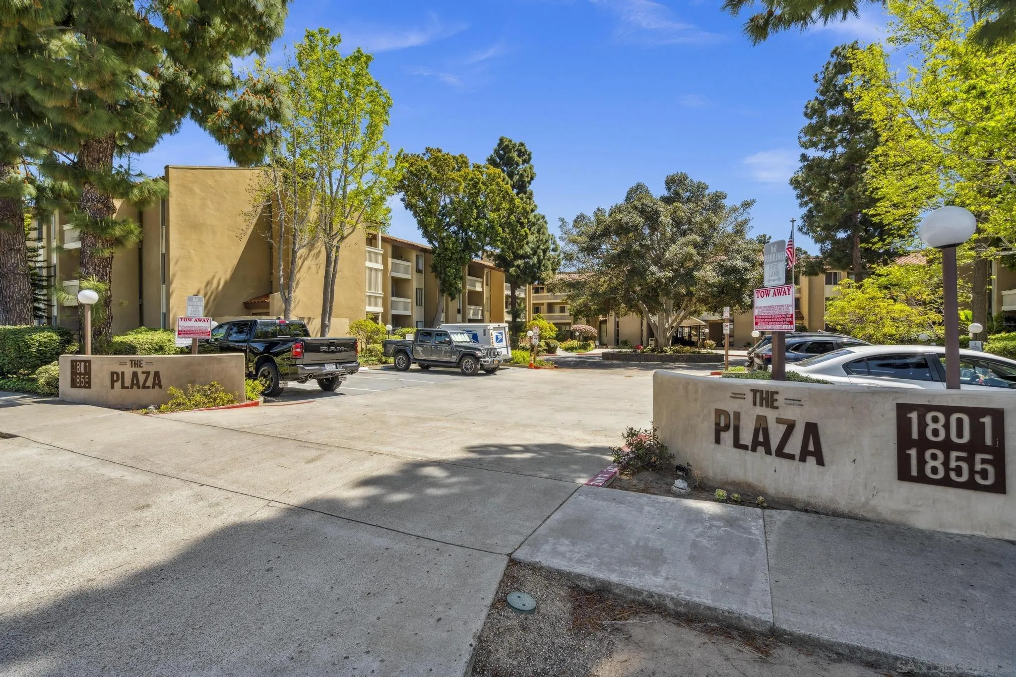 https://cdn.realtyfeed.com/cdn/127/260002606/4951ef98c89d46471a50e01b99189ddd.webp