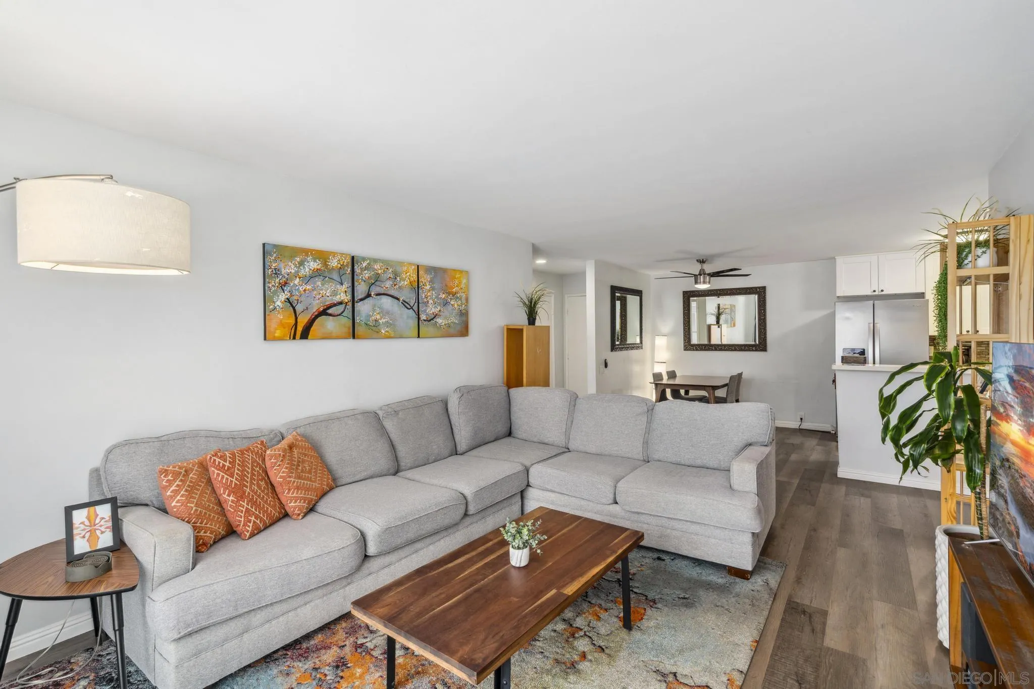 https://cdn.realtyfeed.com/cdn/127/260002606/671b3864d922da0fcc215bc77a3b654e.webp