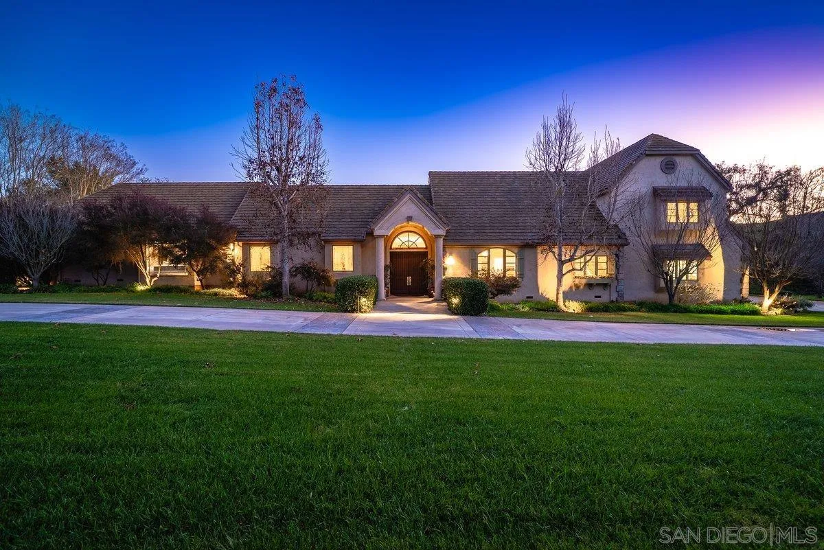 https://cdn.realtyfeed.com/cdn/127/260002608/02b5ff590741a7e62a711dd5aaef9358.webp