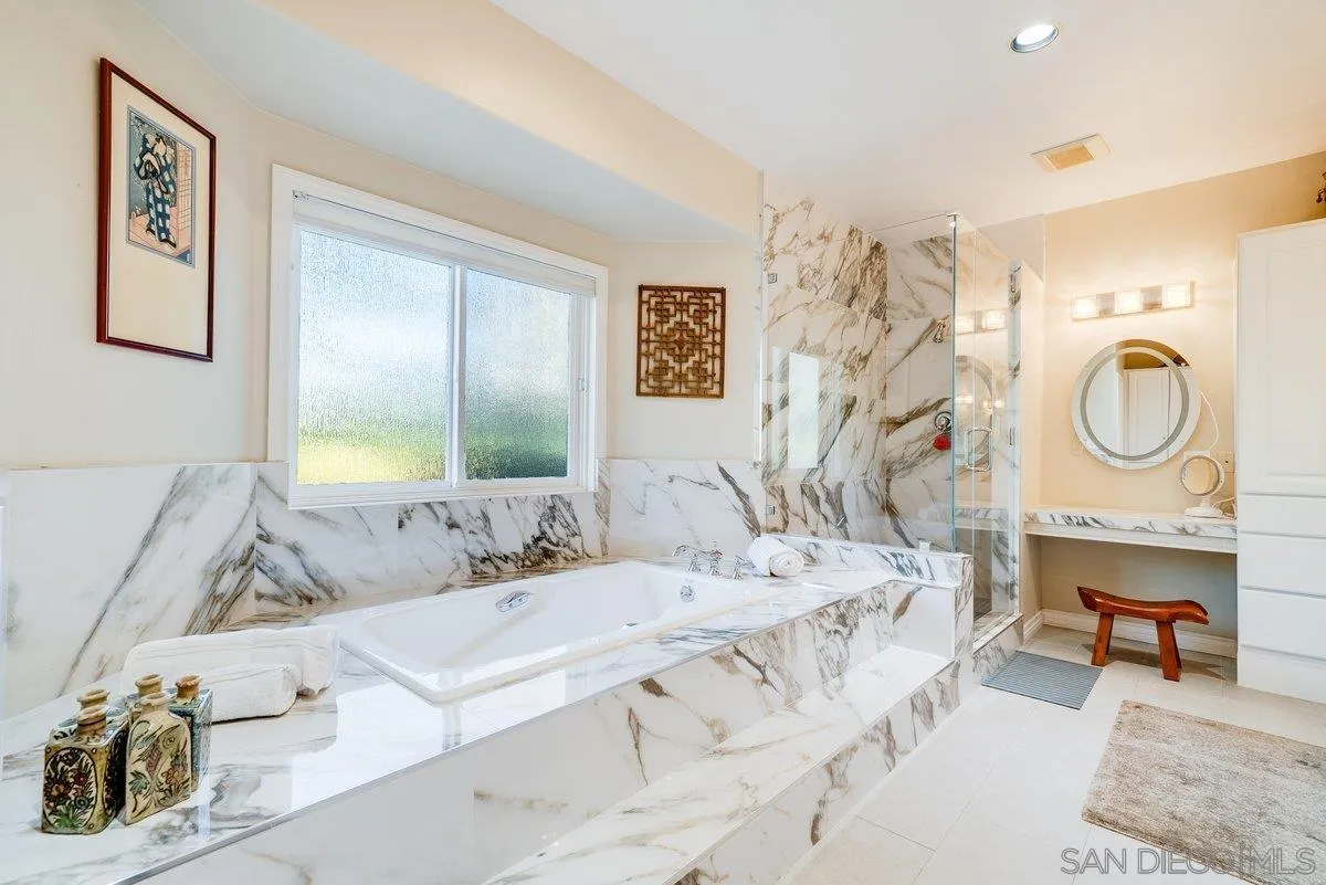 https://cdn.realtyfeed.com/cdn/127/260002608/927b7d88f5a807cc001f13c991bd089a.webp