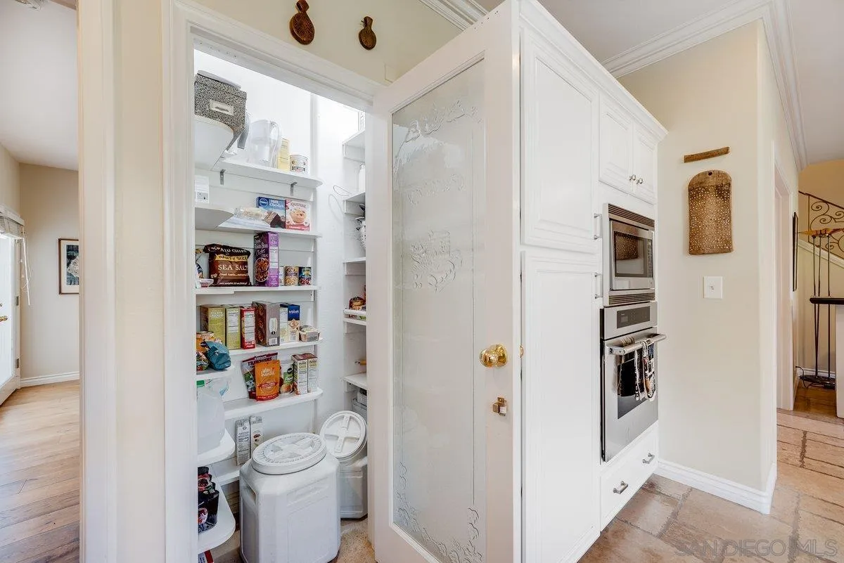 https://cdn.realtyfeed.com/cdn/127/260002608/9a4314159e3f27baa3b6c1c9180d07eb.webp