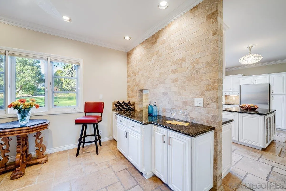 https://cdn.realtyfeed.com/cdn/127/260002608/b0a9d33d6a4dd1cdd6f7b57101cb3b38.webp