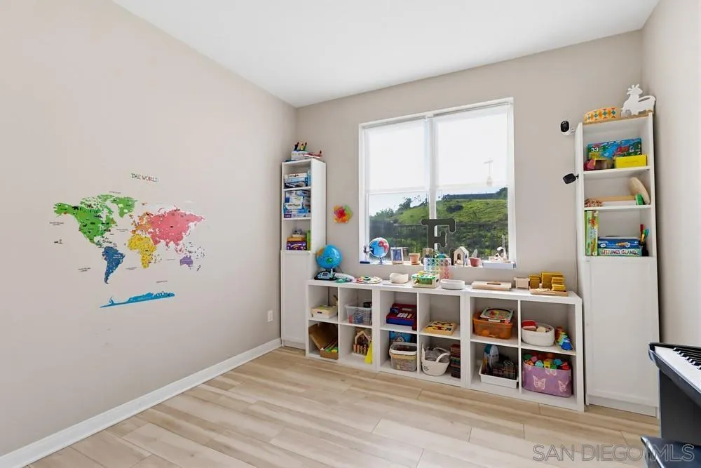 https://cdn.realtyfeed.com/cdn/127/260002609/5a591958395300400ad2f63855e9fd10.webp