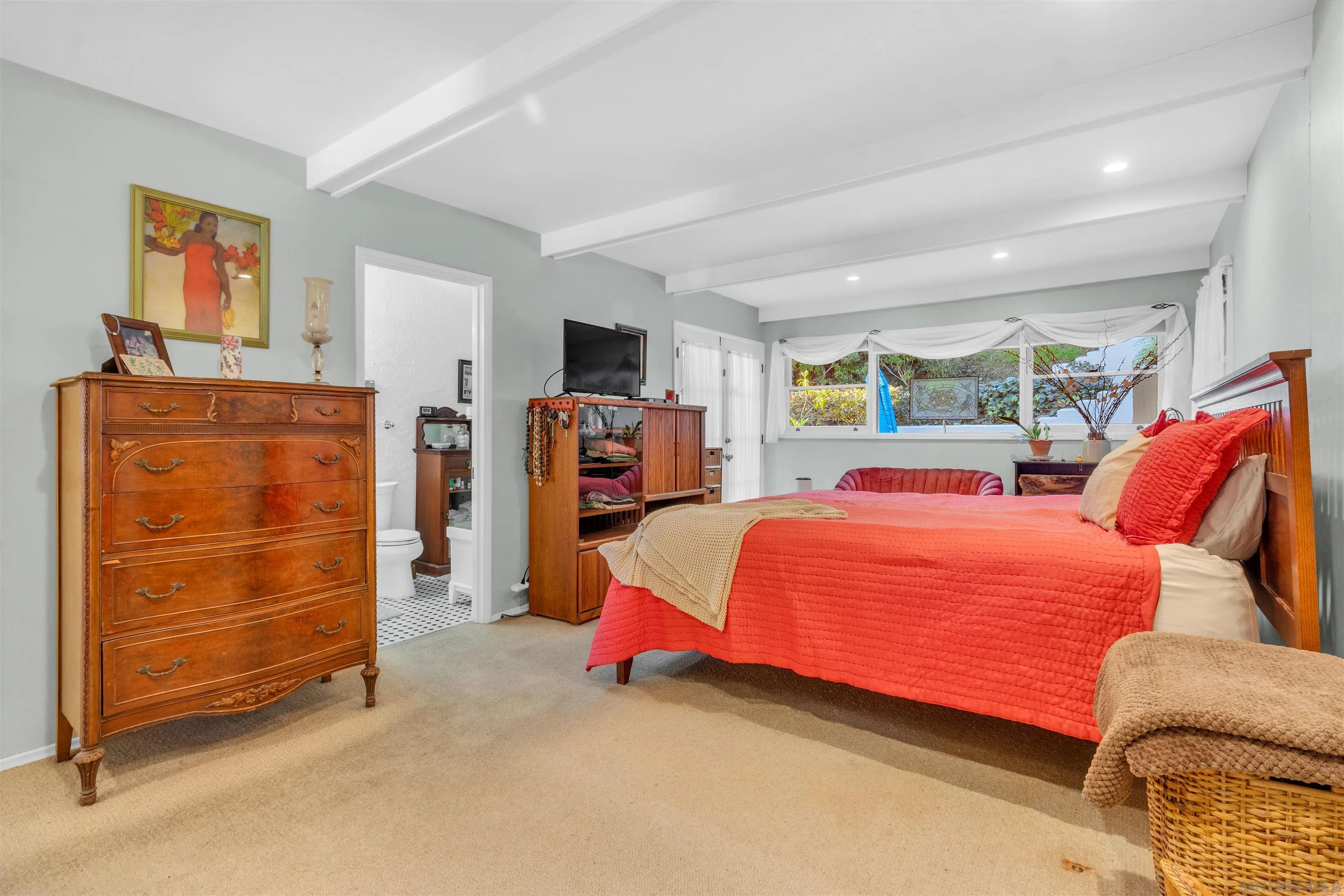 https://cdn.realtyfeed.com/cdn/127/260002610/299638938b880cdd59ca5131f4bcc590.webp