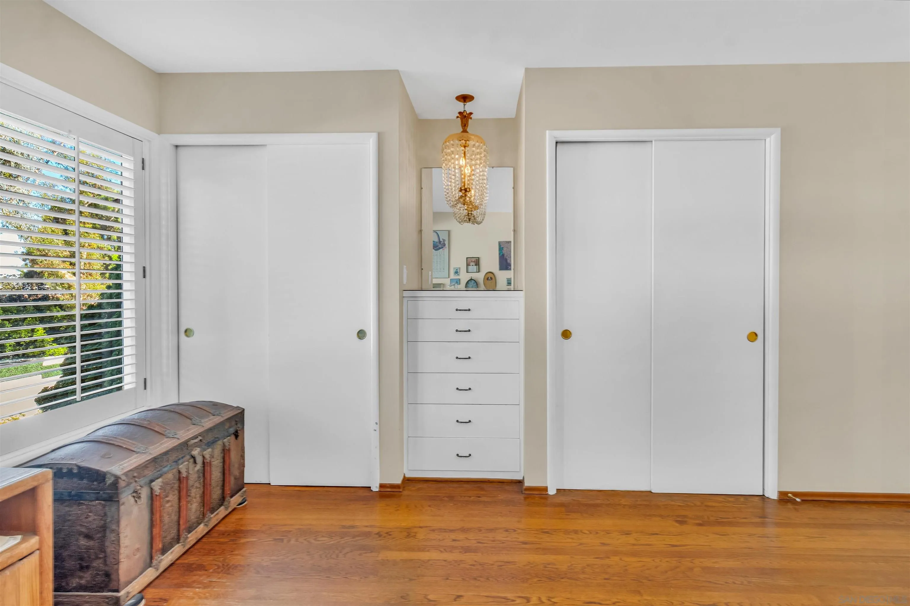 https://cdn.realtyfeed.com/cdn/127/260002610/3f0bbc43107ceece8f9573524141de57.webp