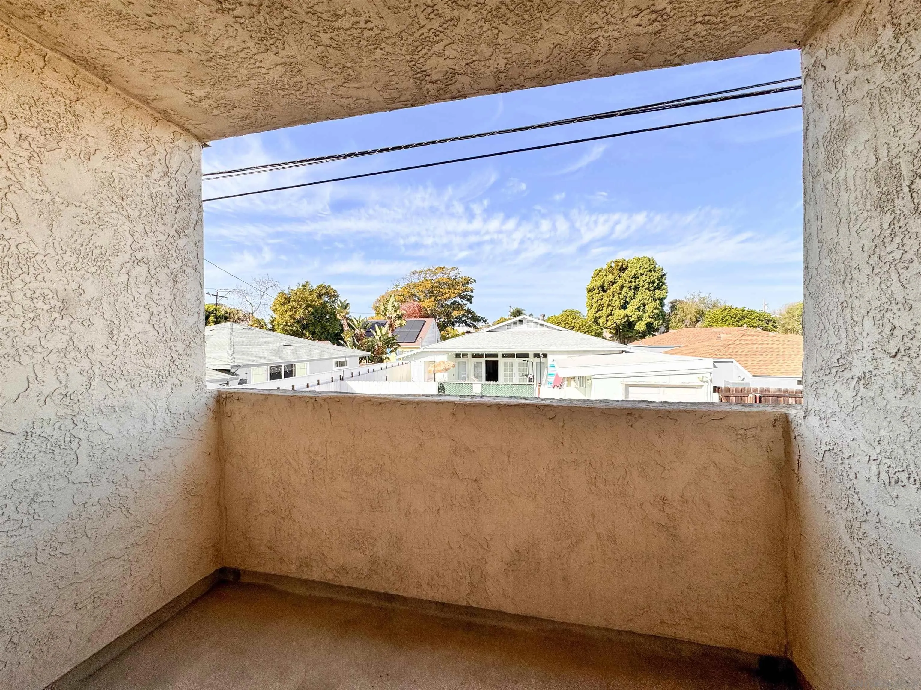 https://cdn.realtyfeed.com/cdn/127/260002612/186c0e614e4641a8e6c99dcbada0df31.webp