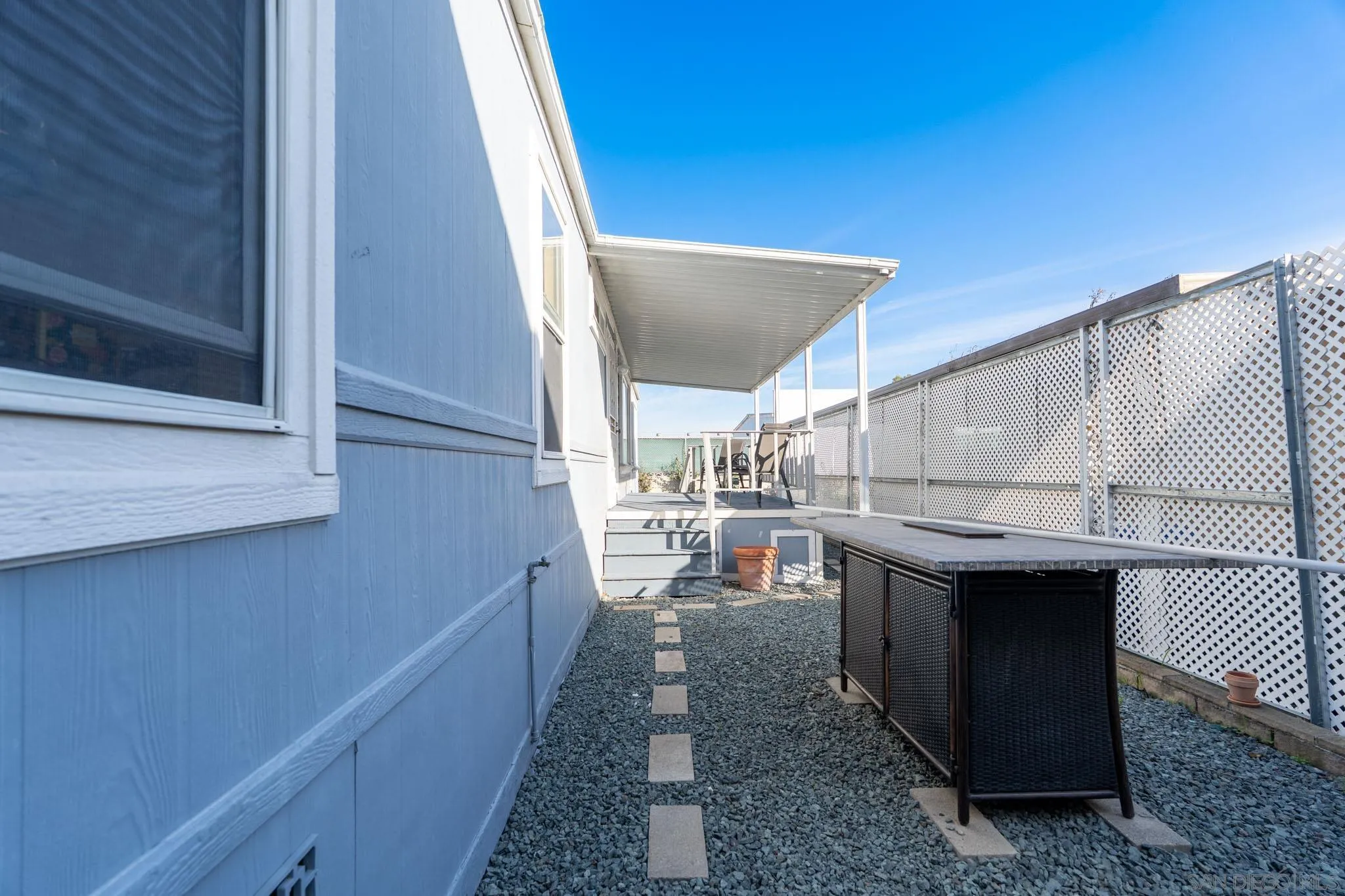 https://cdn.realtyfeed.com/cdn/127/260002623/d5ae84167e4a38e8da56140e3f6ae037.webp