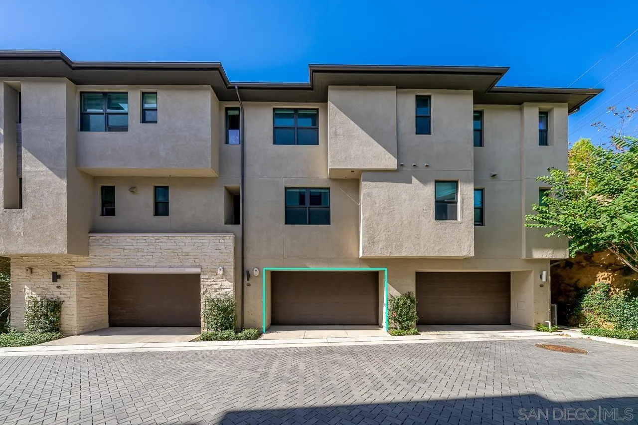 https://cdn.realtyfeed.com/cdn/127/260002627/a2cdf34434e8081dadf65e67f6b273b6.webp