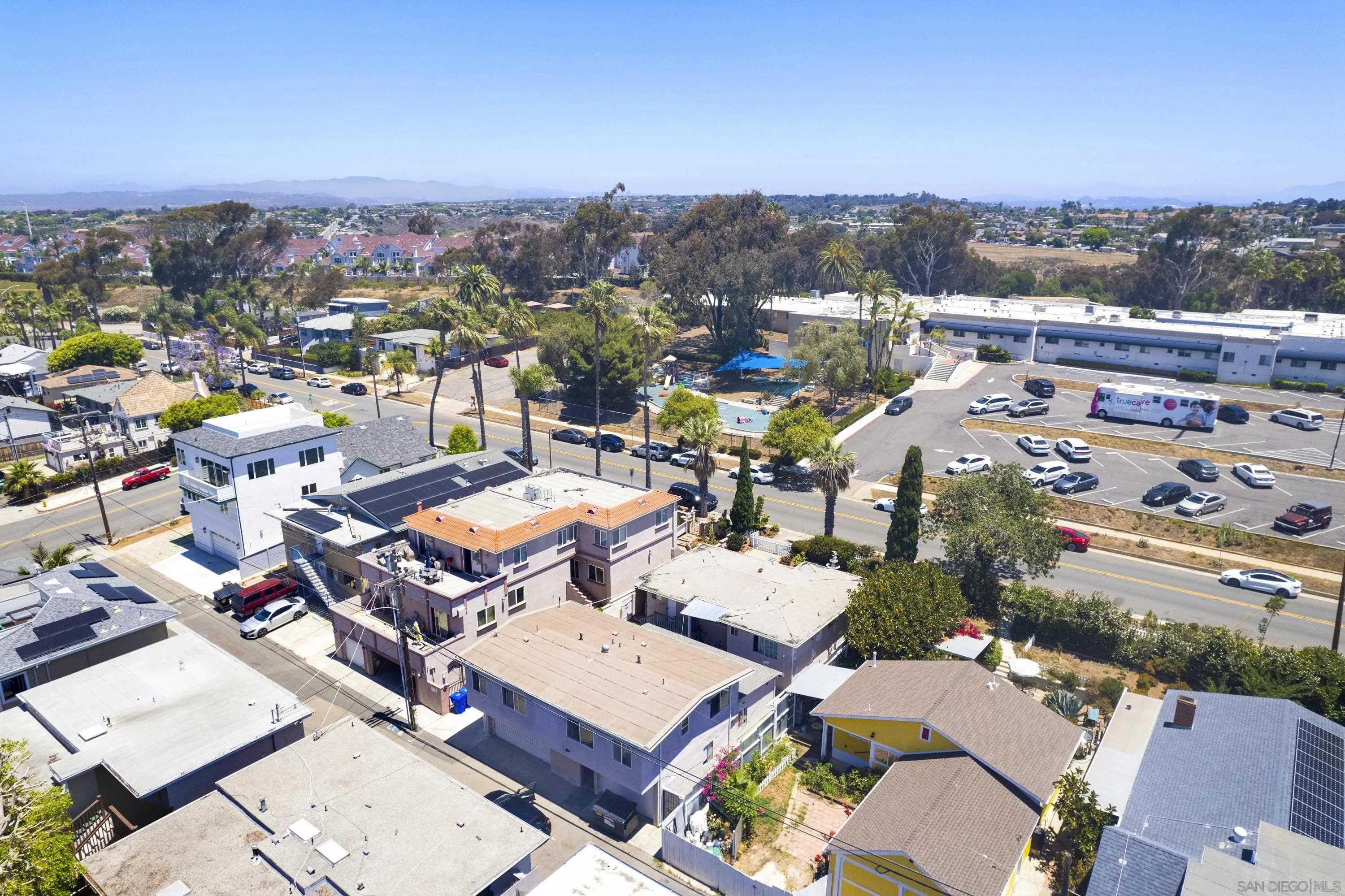 https://cdn.realtyfeed.com/cdn/127/260002639/6c9cb34e88bee02fb62d40a240c485b2.webp