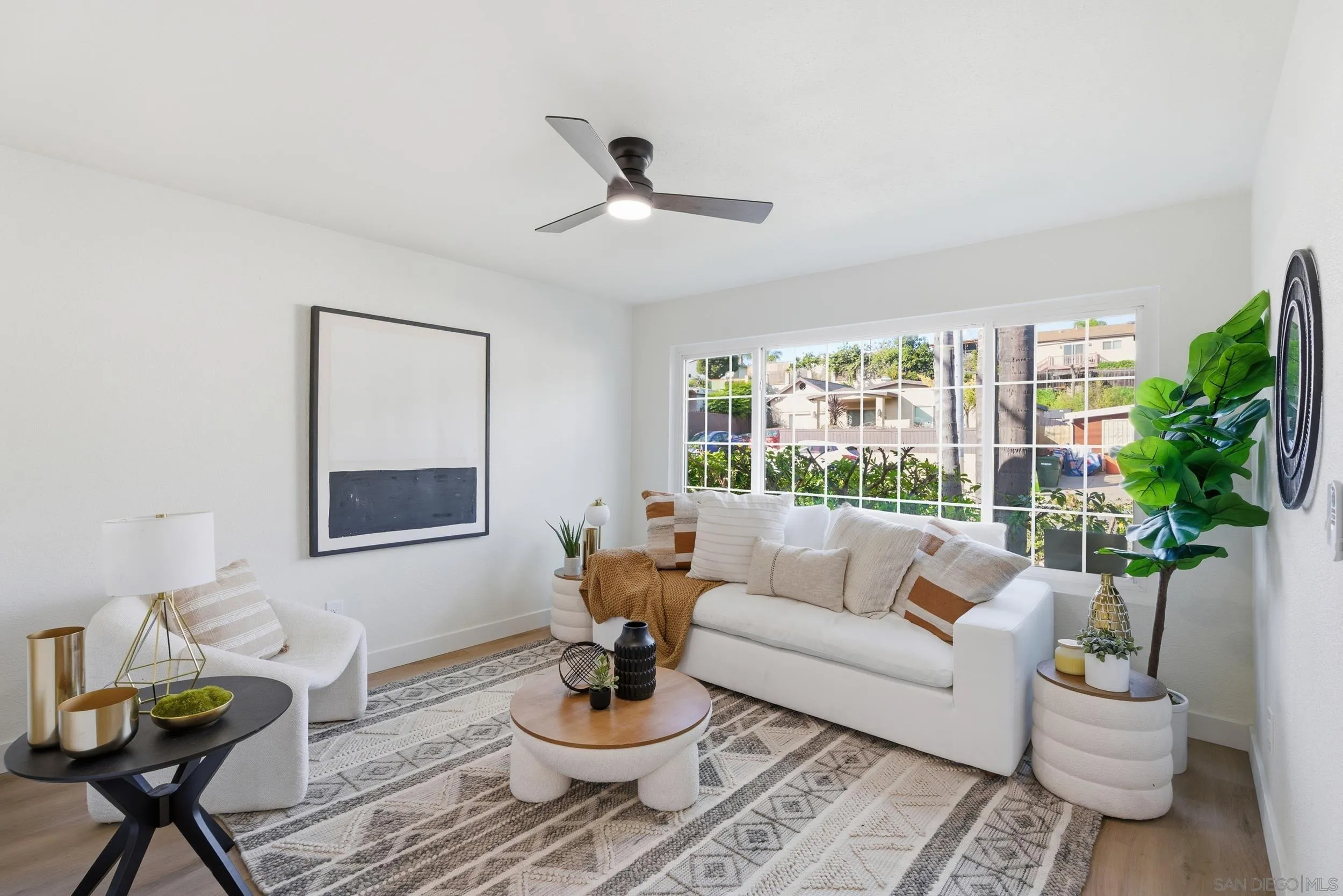 https://cdn.realtyfeed.com/cdn/127/260002640/380d9b0583b86b48afe8287685d988b3.webp