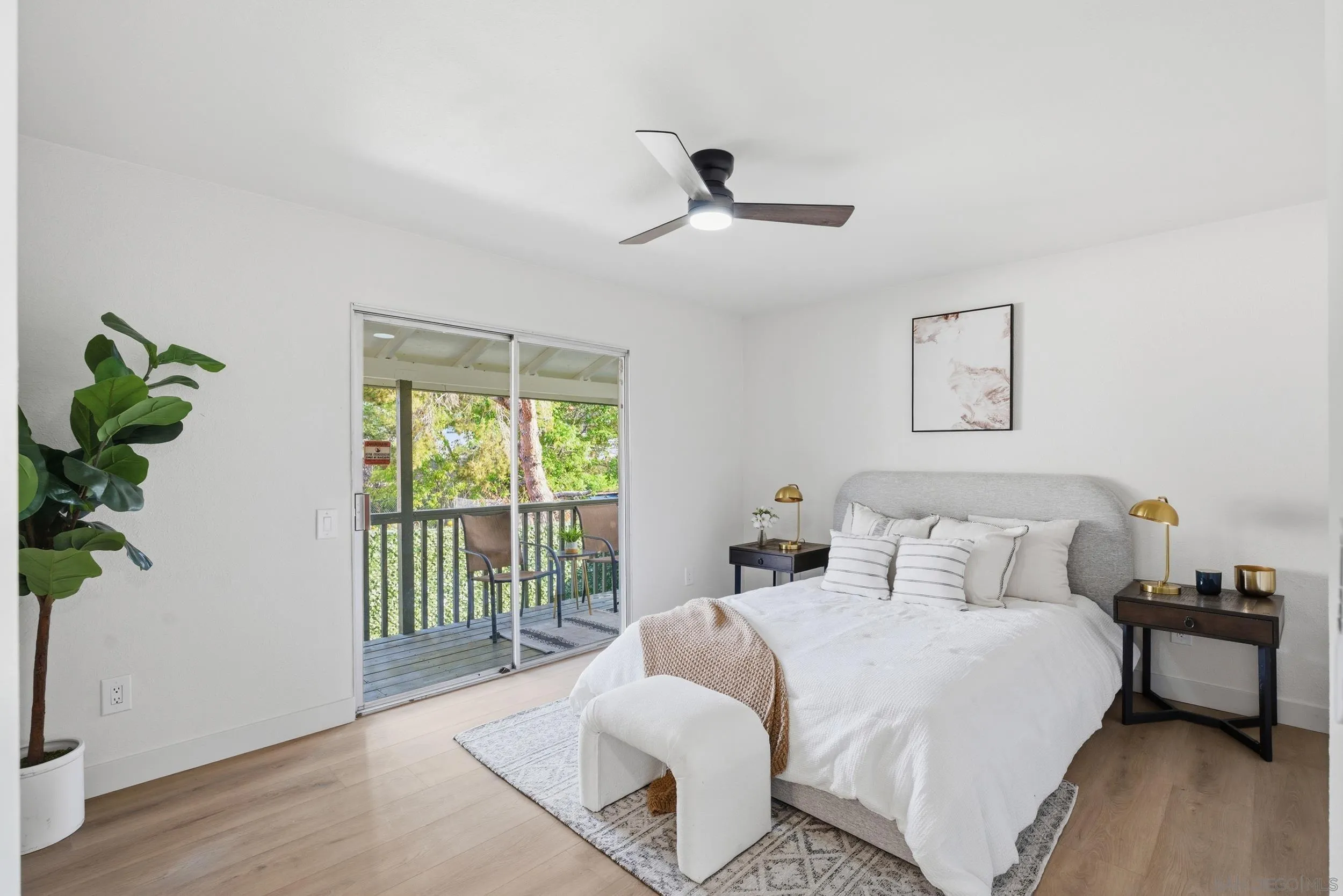 https://cdn.realtyfeed.com/cdn/127/260002640/62bde54de0926f9374f8f0df7e9a992b.webp