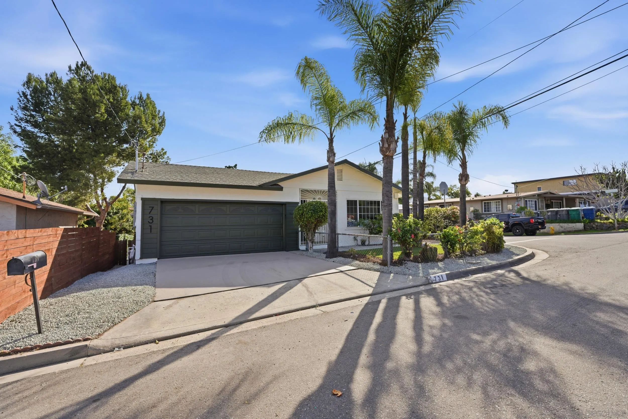 https://cdn.realtyfeed.com/cdn/127/260002640/76463e7c3b6f29c0826b6e75eb1b4395.webp