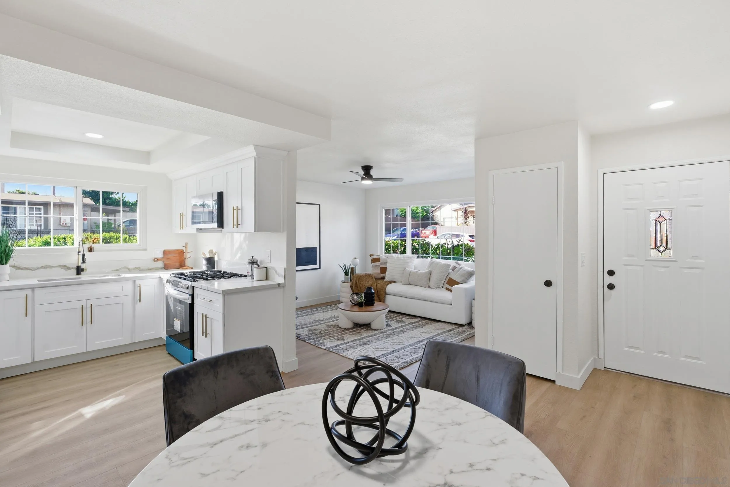 https://cdn.realtyfeed.com/cdn/127/260002640/c853d1cb30cfe774e619438da66c7f70.webp