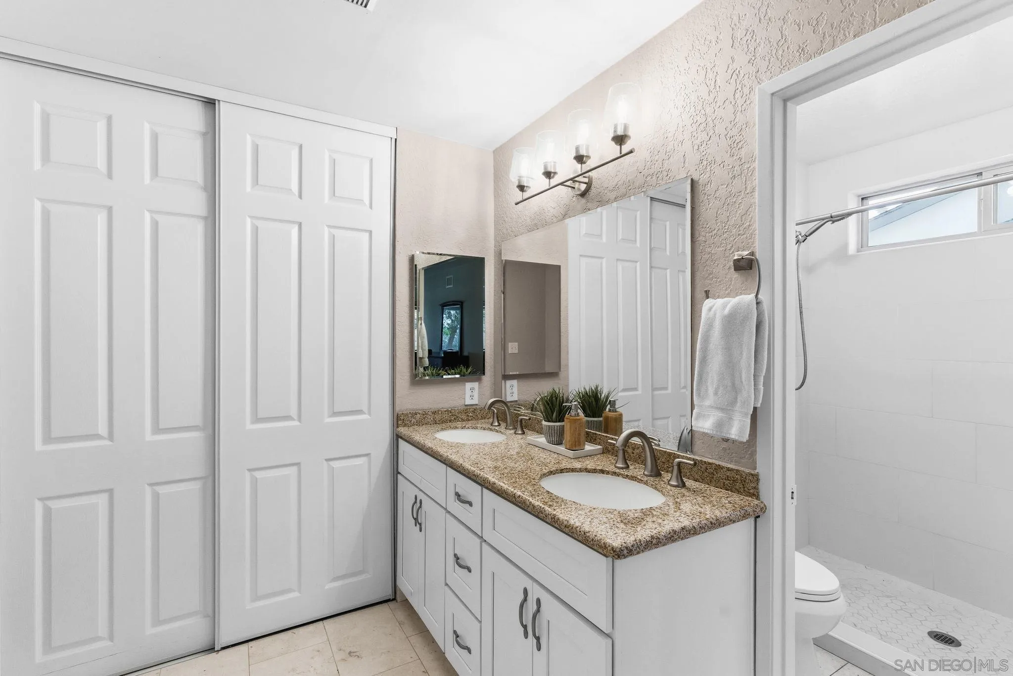 https://cdn.realtyfeed.com/cdn/127/260002641/612624118444bd7caad89cf6b199ef9c.webp