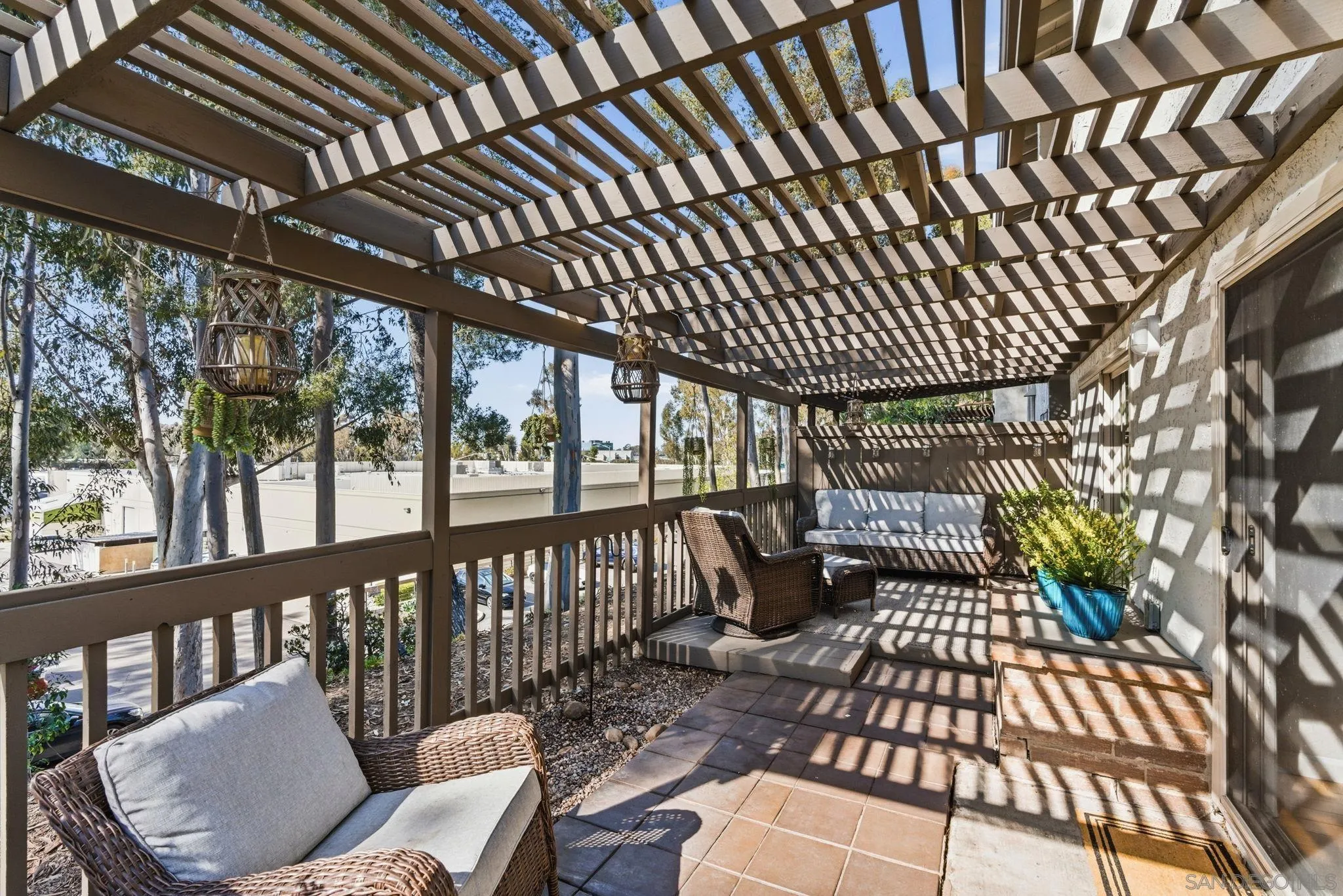 https://cdn.realtyfeed.com/cdn/127/260002641/8297e1a09a33090e2b7b9244d1252d9a.webp