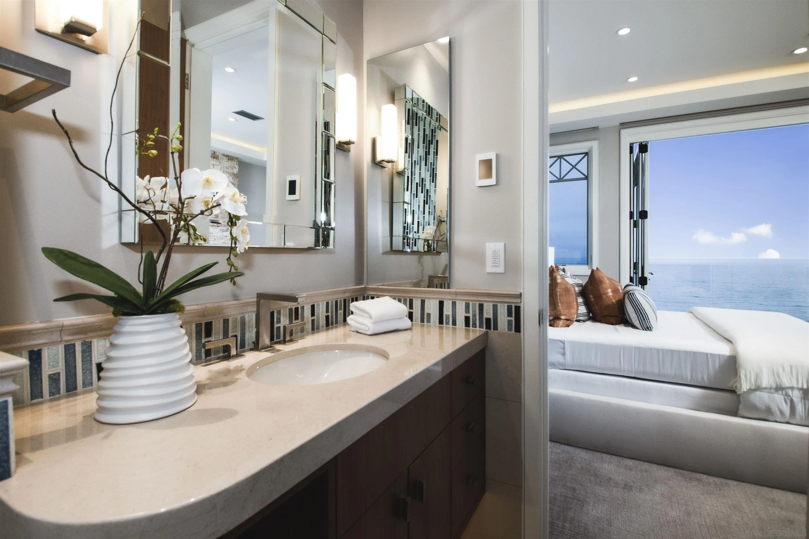 https://cdn.realtyfeed.com/cdn/127/260002642/35c46c8b5ab55588fa92936a8f5e3c0a.webp