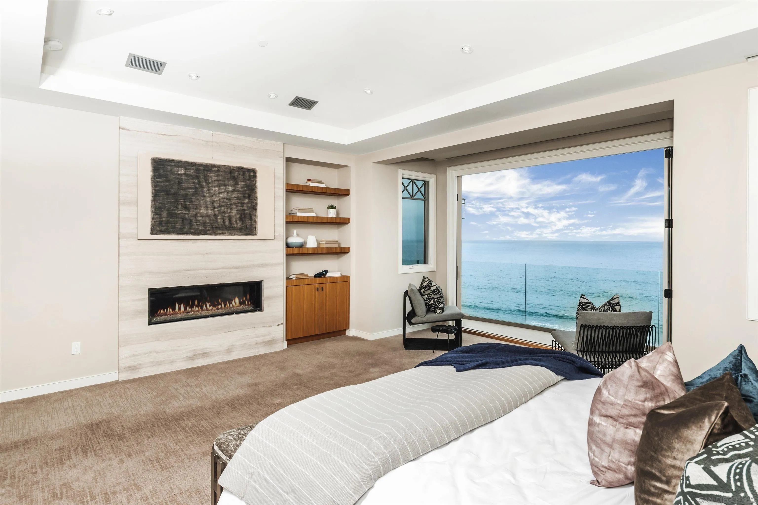 https://cdn.realtyfeed.com/cdn/127/260002642/da05f7abc39ba97a5b9f5d8e26669425.webp