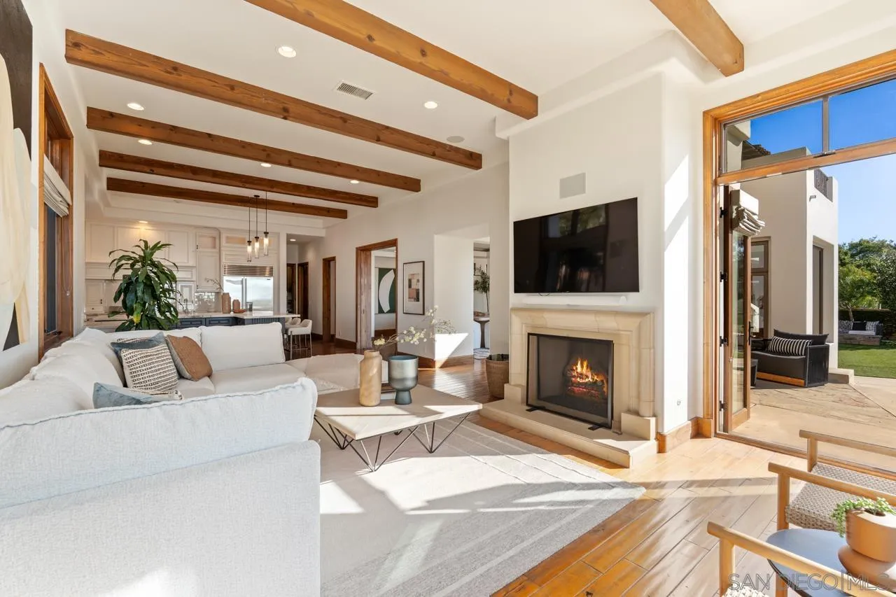 https://cdn.realtyfeed.com/cdn/127/260002643/c168adcd8e8898fb3b781d3e3a21c85f.webp